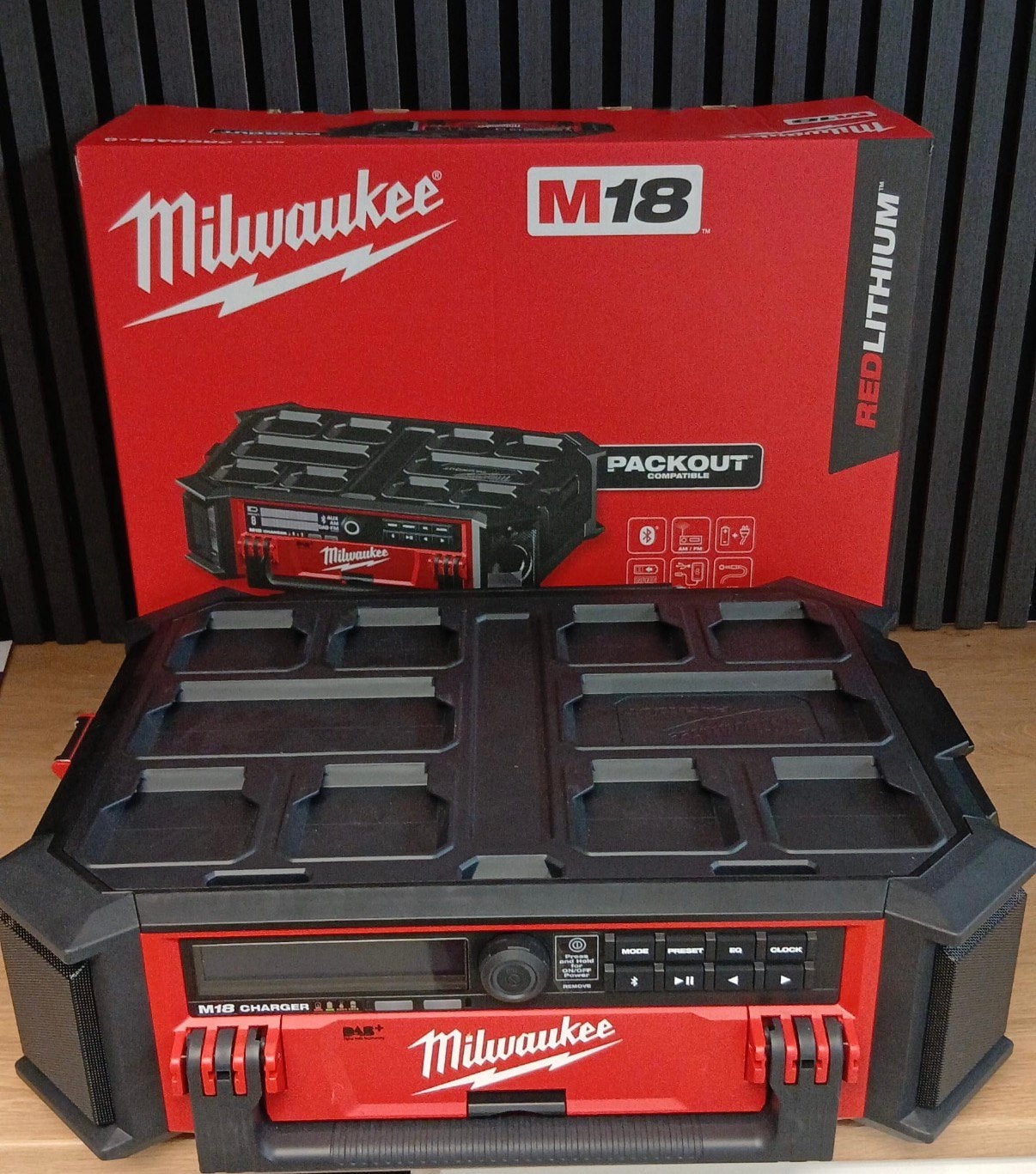 Milwaukee Packout Radio PRCDAB+, Ophalen, Zo goed als nieuw