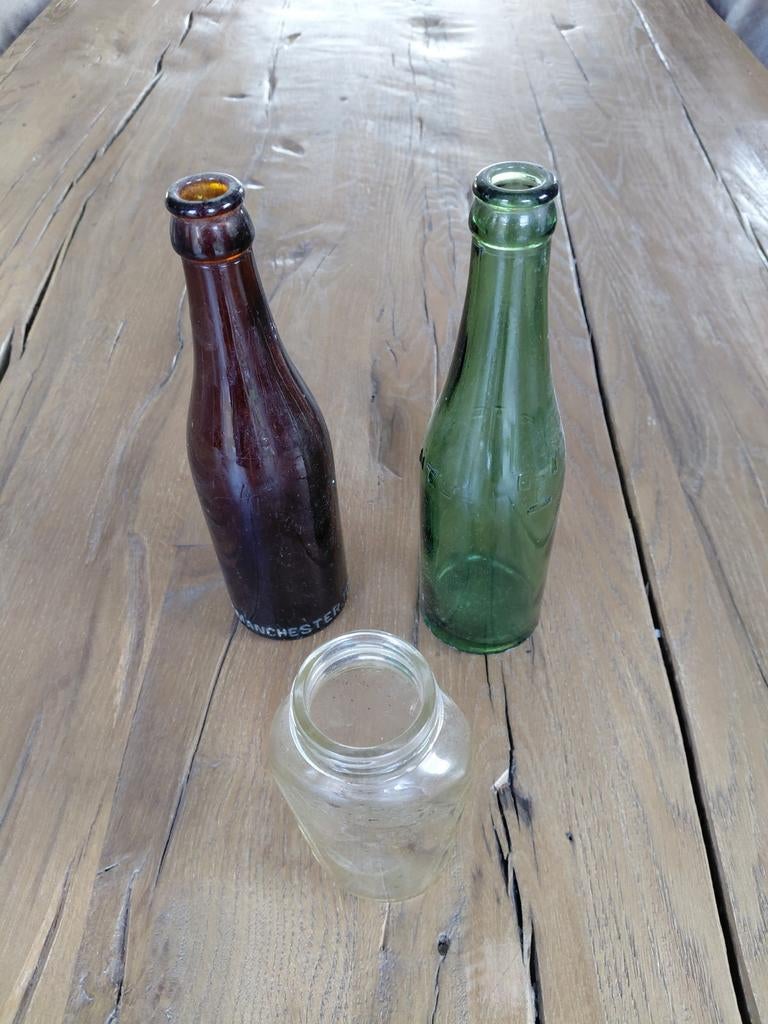 Bierflessen, potje + ansicht Arnhem/ Oosterbeek, Verzamelen, Militaria | Tweede Wereldoorlog, Ophalen of Verzenden, Nederland