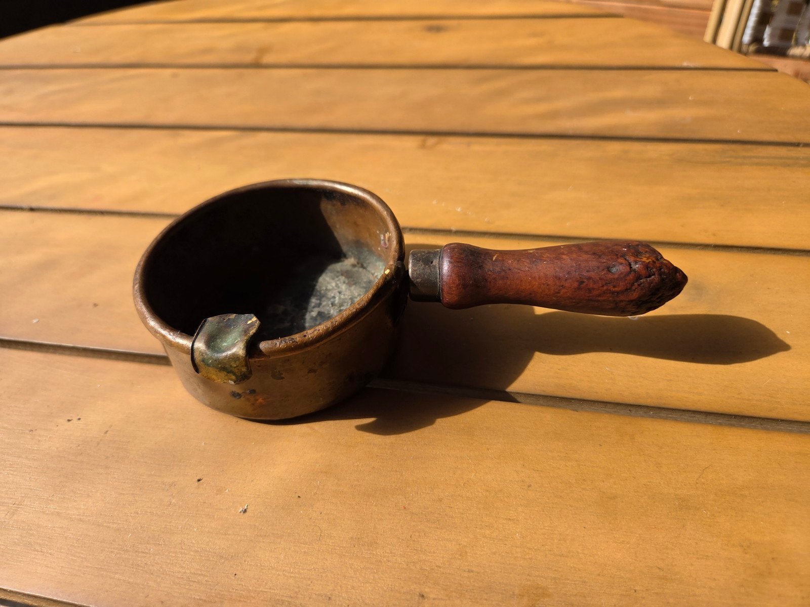 Antiek messing pijpkomfoor / steelpannetje (asbak)– 19e eeuw, Ophalen of Verzenden