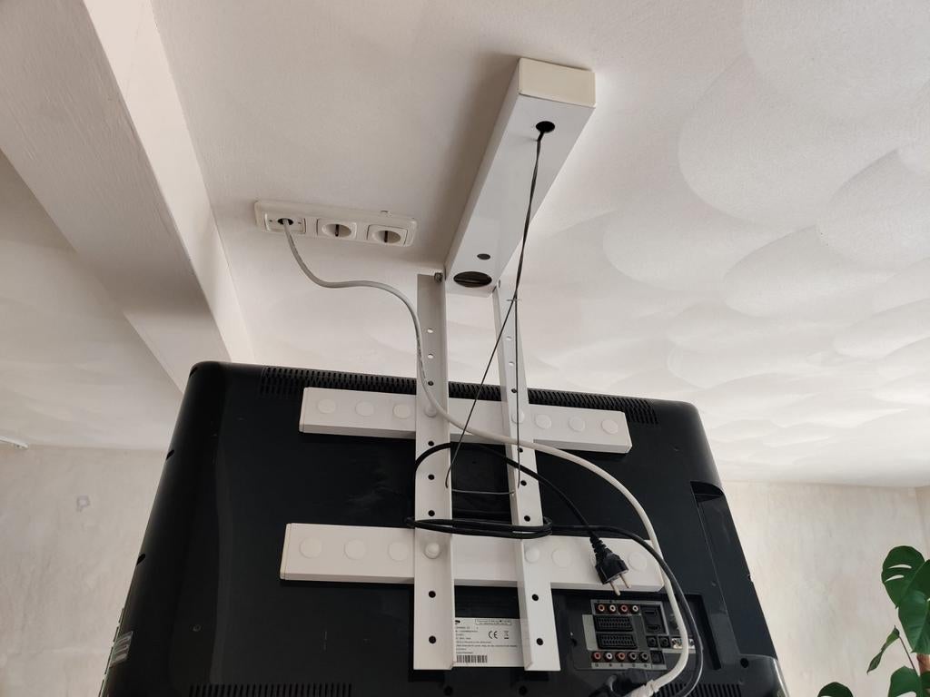 Zwaar model TV beugel (geen tv), LED, 50 Hz, Ophalen of Verzenden, Zo goed als nieuw