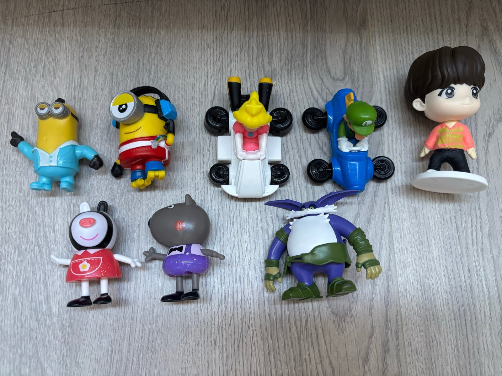Diverse poppetjes - Mario Kart, Peppa Pig, Minions, BTS, Ophalen of Verzenden, Gebruikt, Jongen of Meisje