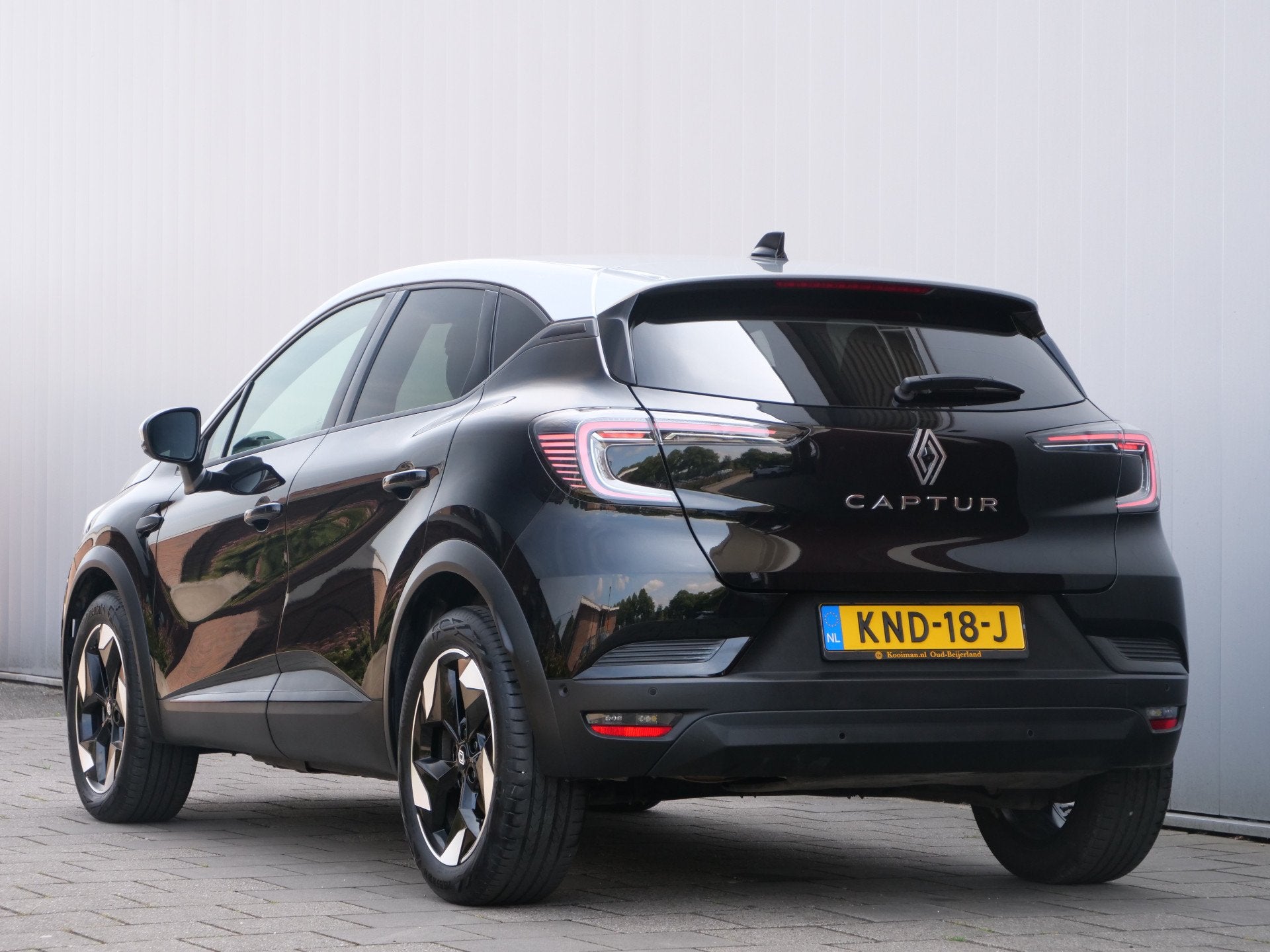 Renault Captur 1.0 TCe 90 techno Navigatie / LED / Camera, Voorwielaandrijving, Stof, Gebruikt, Parkeersensor