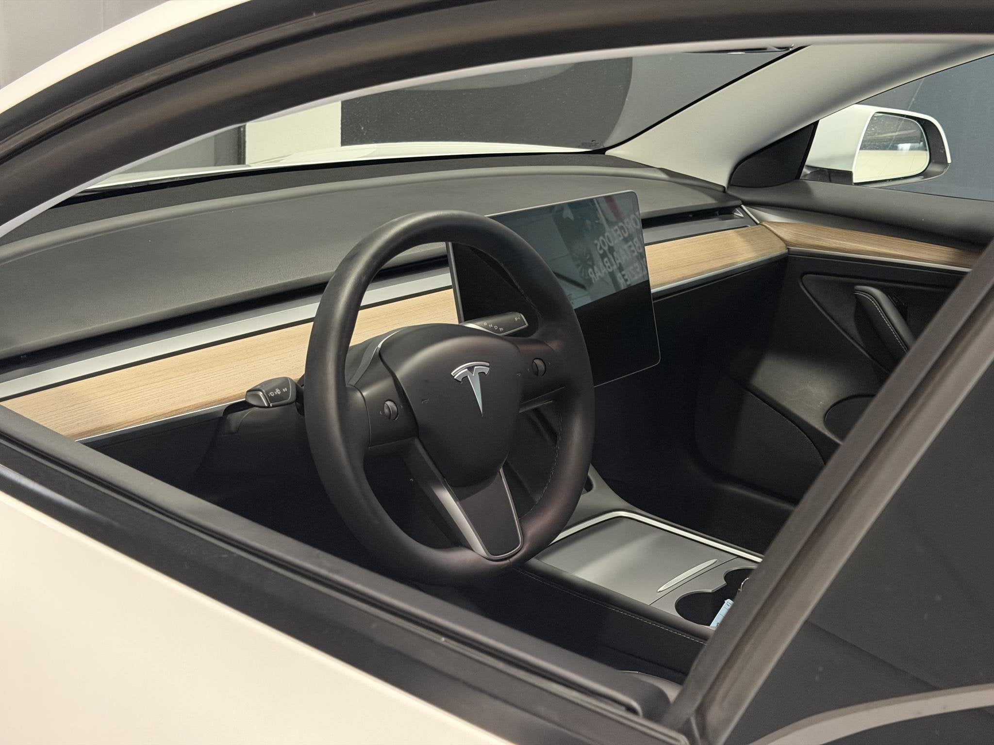 Tesla Model 3 Long Range AWD 75 kWh | Trekhaak | SOH 95% |, Auto's, Automaat, Stof, Gebruikt, Wit