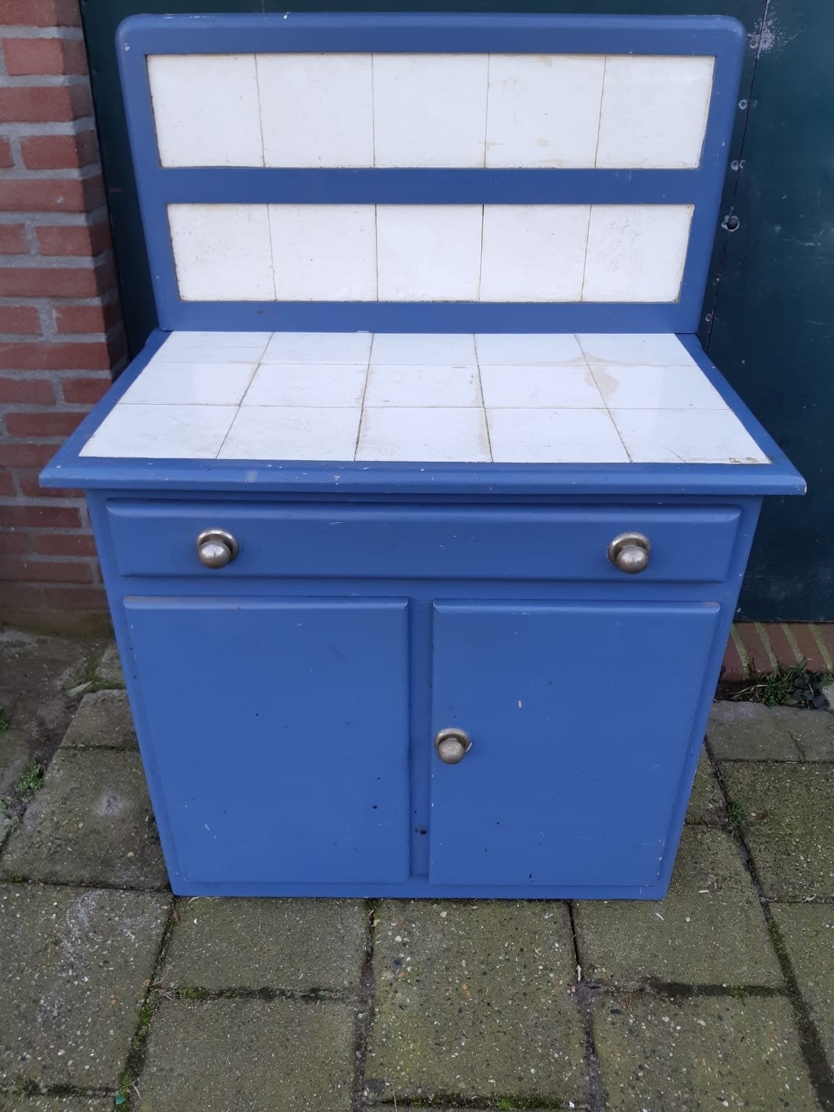 Vintage blauw jaren ‘30 keuken/tuinkast met tegeltjesblad, Ophalen, Huis en Inrichting