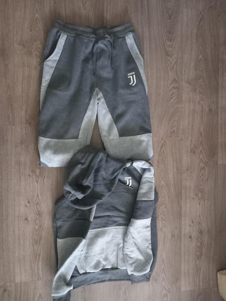 Juventus Trainingspak - Hoodie &  Broek, Ophalen of Verzenden, Overige materialen