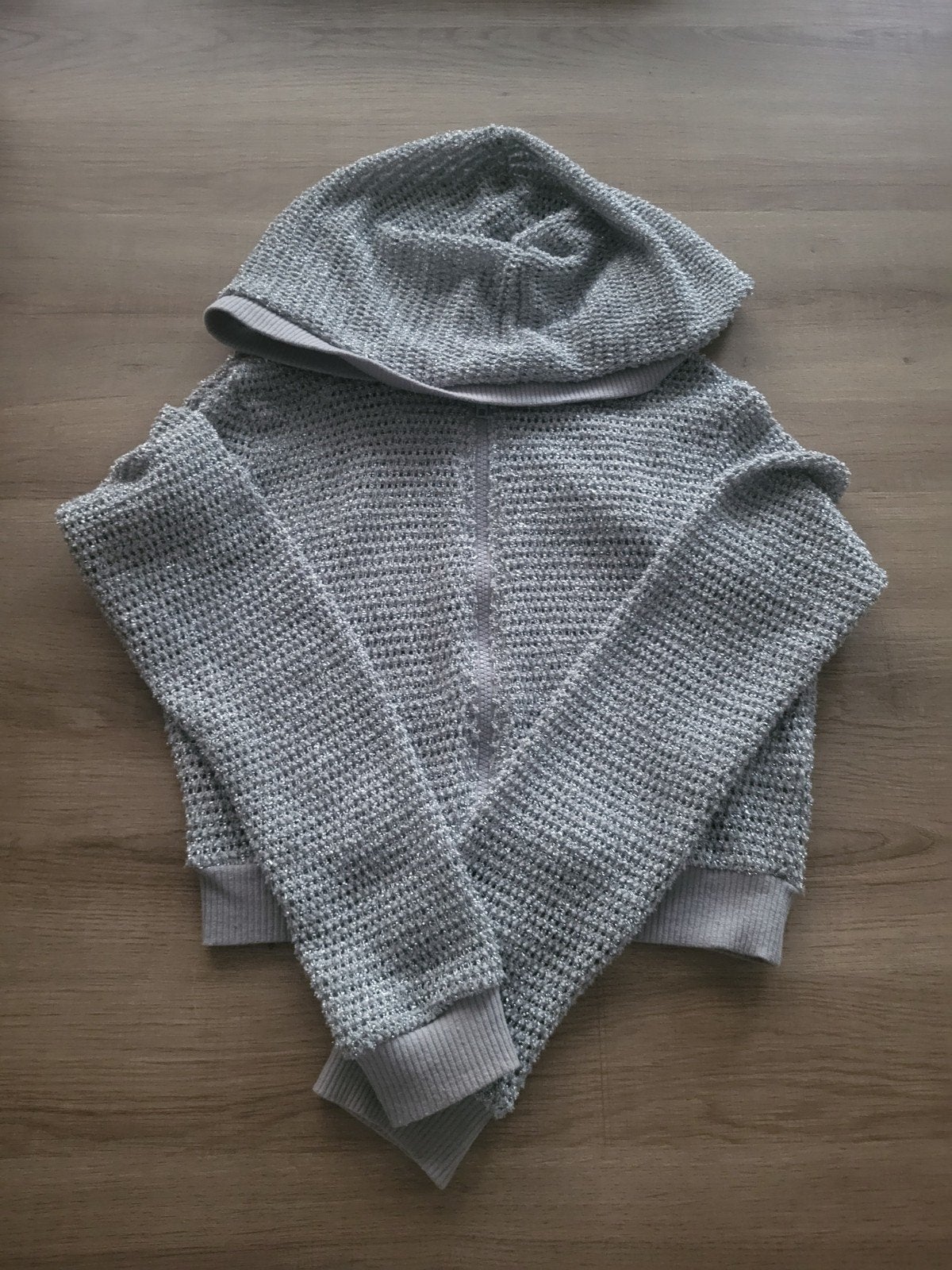 Olé by Koton gebreid vest met capuchon - Maat XS, Kleding | Dames, Ophalen of Verzenden, Zo goed als nieuw, Olé by Koton, Maat 34 (XS) of kleiner