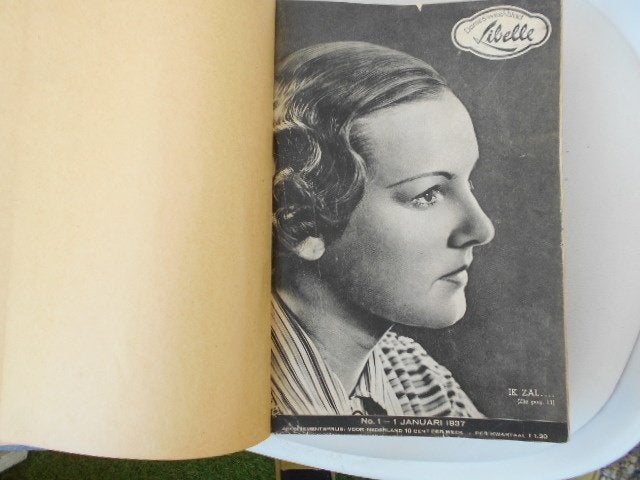 Verzamelboek libelle 1937 1e band, Ophalen of Verzenden, Gelezen, Damesbladen