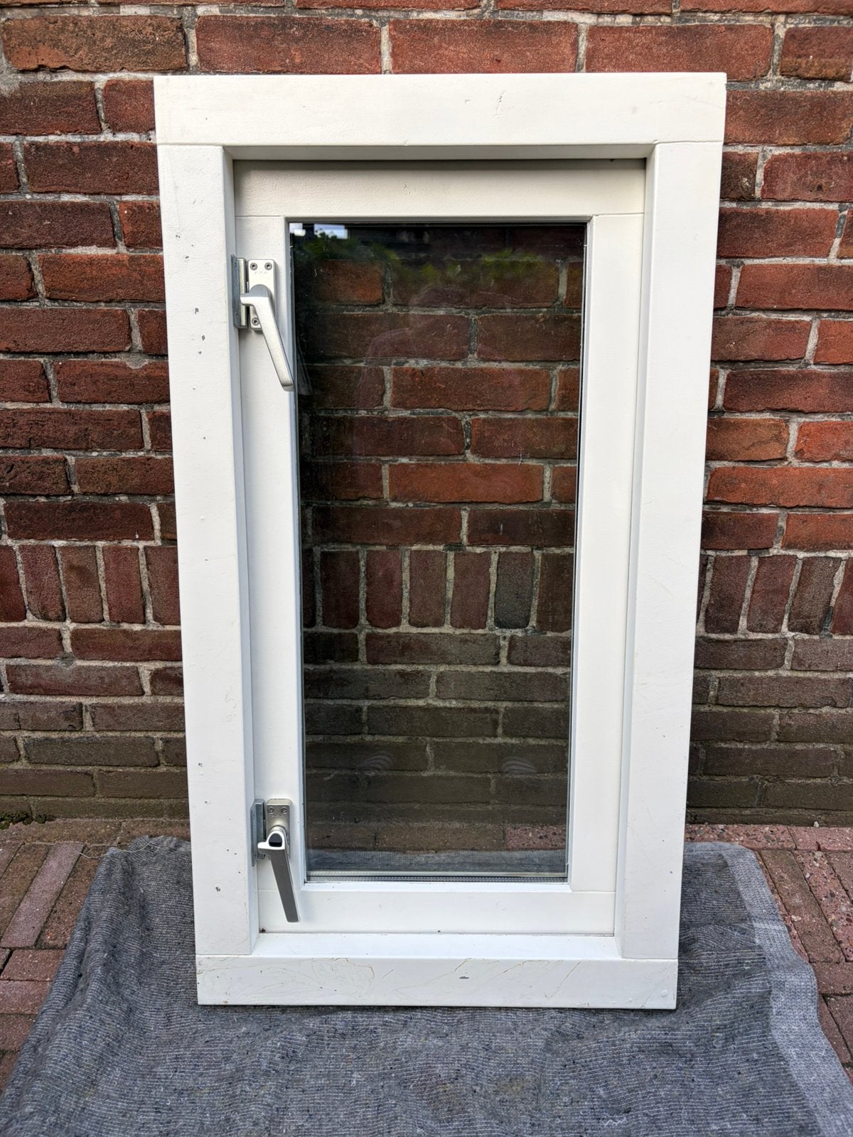 Hardhouten kozijn met raam (2 stuks), Ophalen, Minder dan 75 cm, Raamkozijn, Nieuw