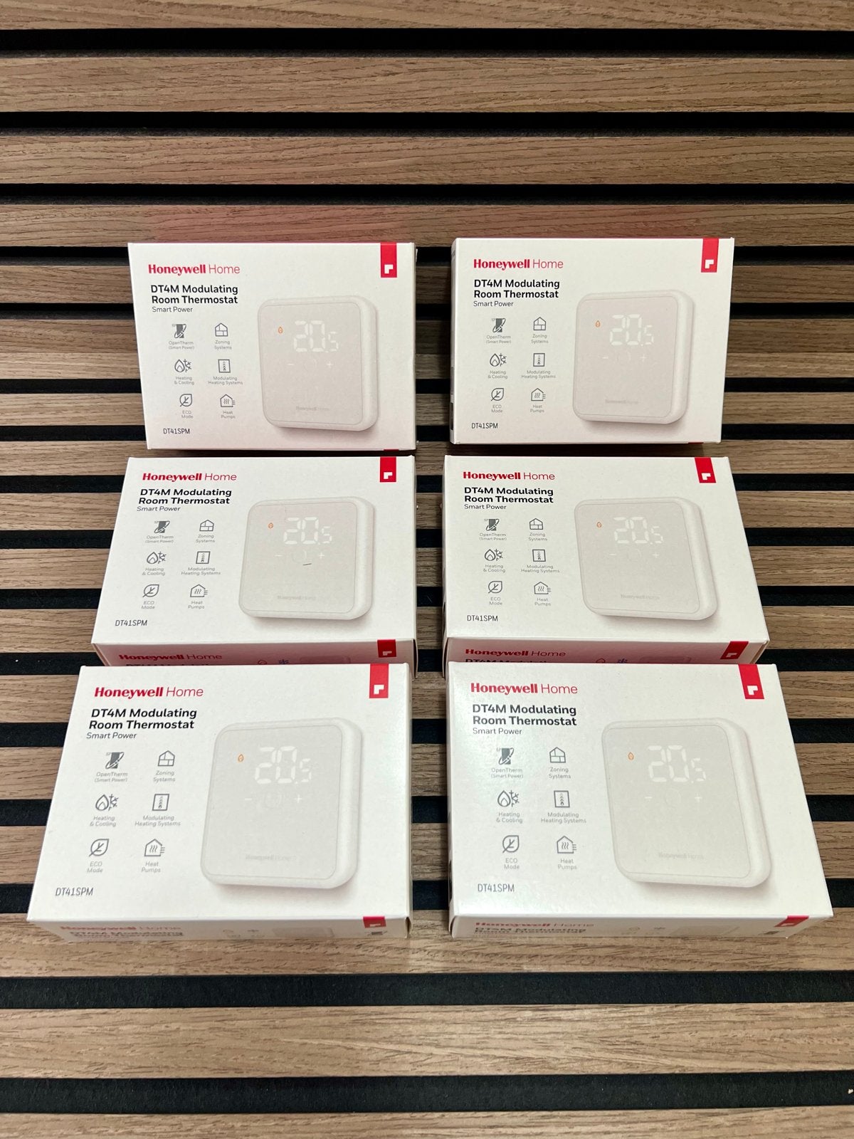 6x Honeywell Home DT4M Modulerende Kamerthermostaat Zwart, Ophalen of Verzenden, Slimme thermostaat, Nieuw