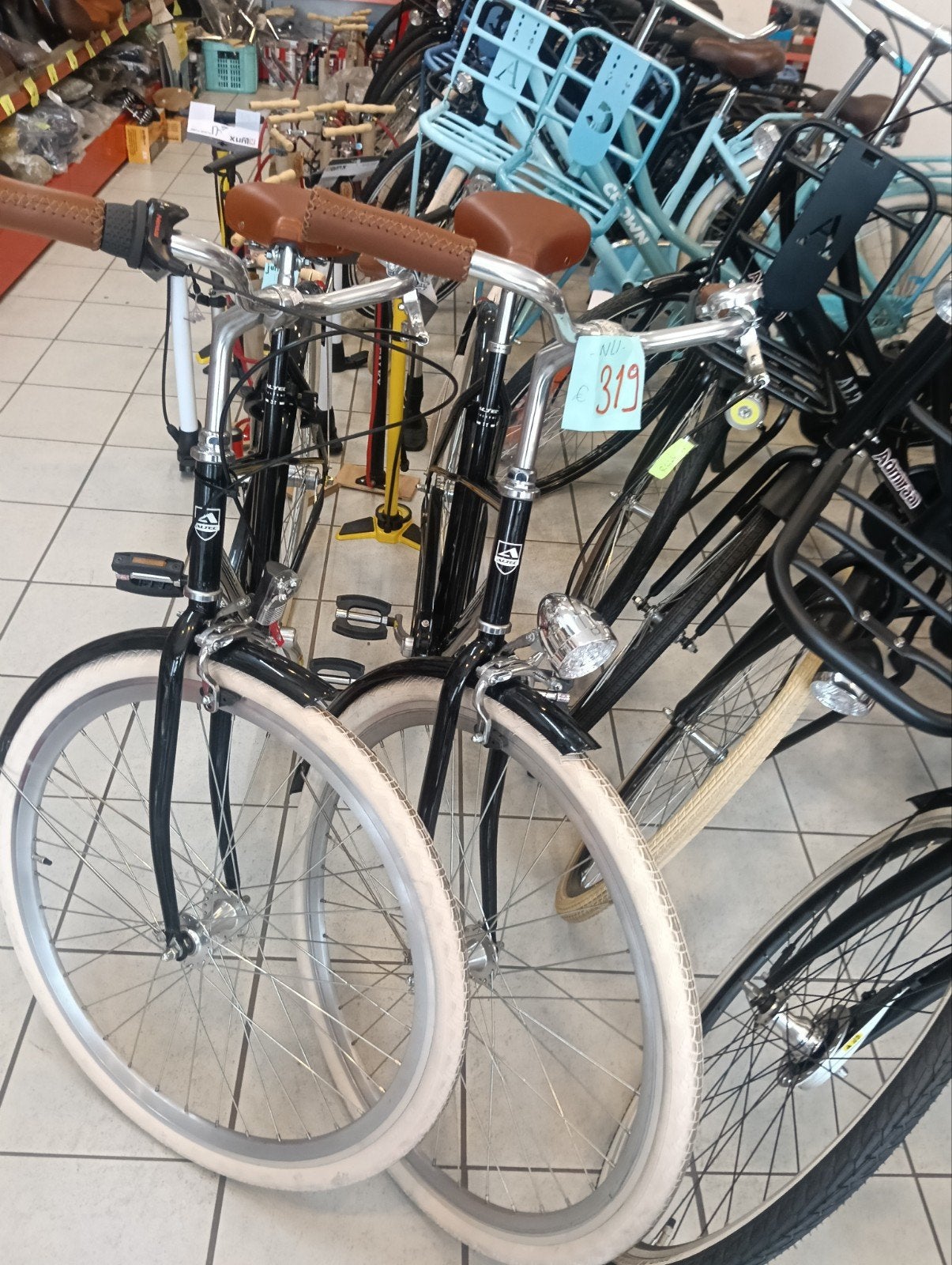 Foto 17 van van klein tot groot nieuw en tweedehands fietsen vanaf 100 e