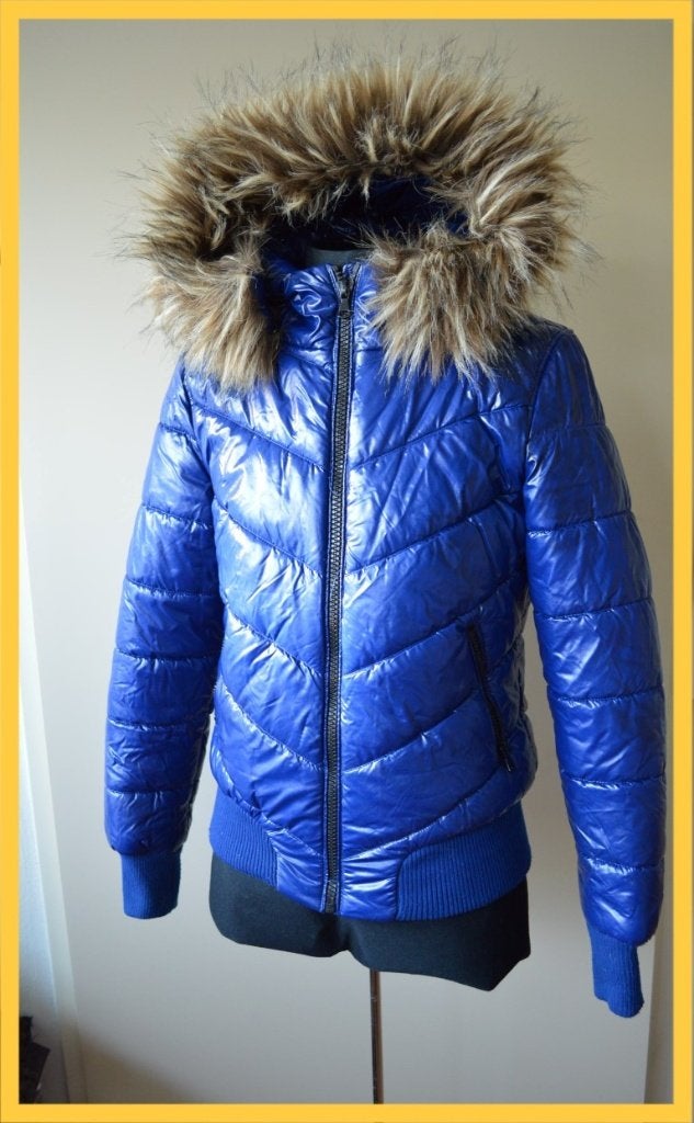 Blauwe jas met afneembare bontrand maat M Coolcat Style name, Verzenden, Gedragen, Maat 48/50 (M), Blauw