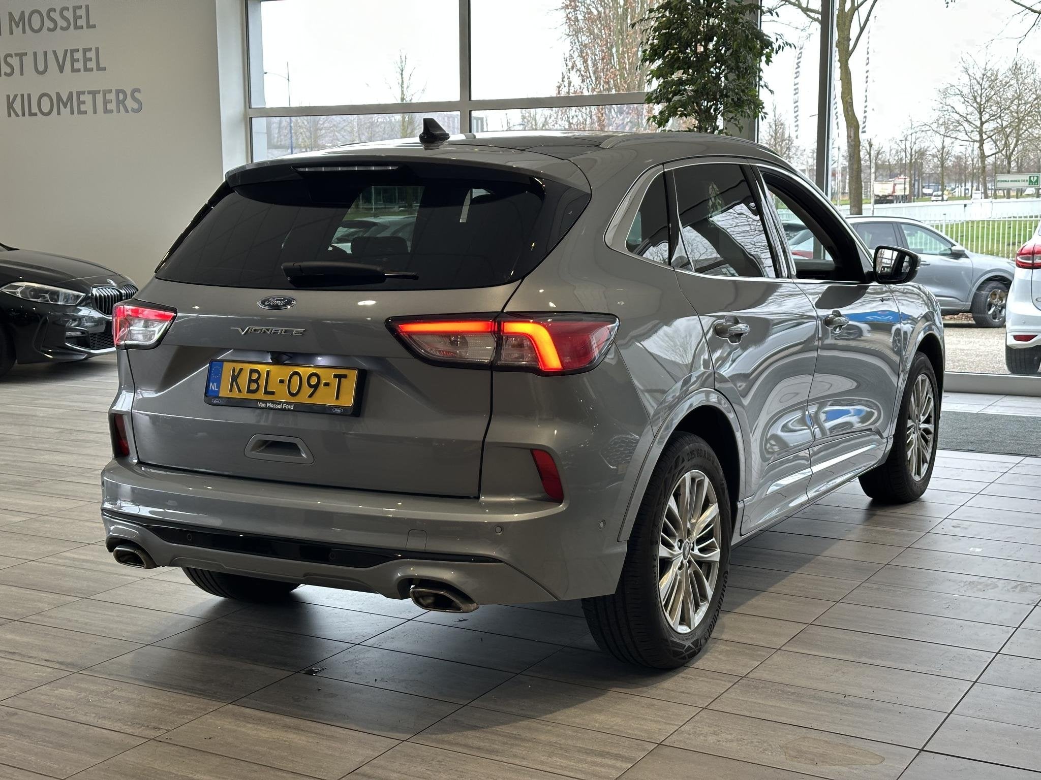 Ford Kuga 2.5 PHEV Vignale | Panoramadak | Memory seat | NAV, Auto's, 12 maanden, Gebruikt, Euro 6, 4 cilinders