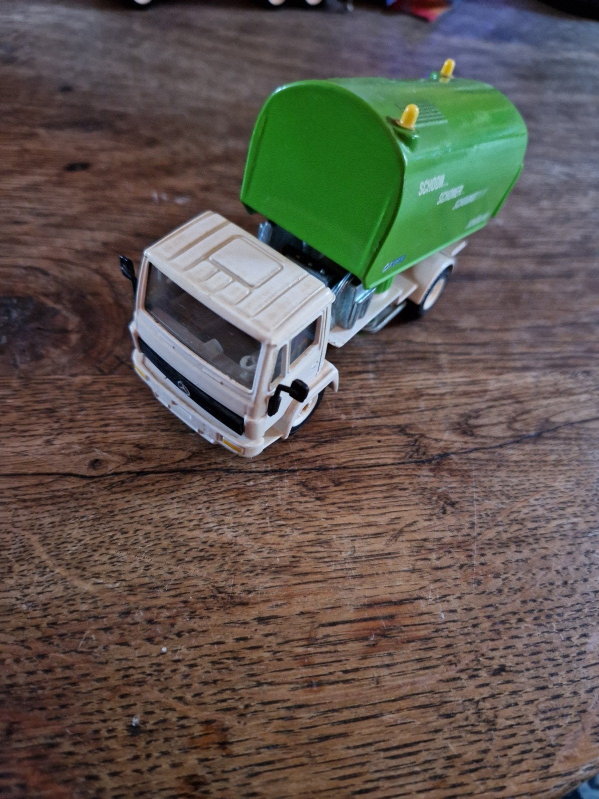 Siku Straatveegmachine - Goede staat, Ophalen of Verzenden, Zo goed als nieuw, Bus of Vrachtwagen, SIKU