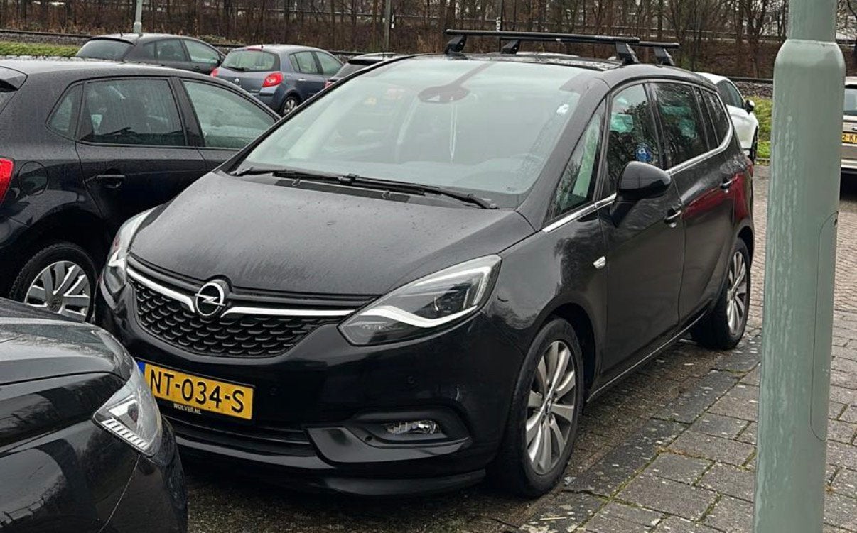 Opel Zafira 1.4T 103KW 2017 Zwart, Auto's, Opel, Particulier, Zafira, Benzine, C, MPV, Handgeschakeld, Origineel Nederlands, Zwart