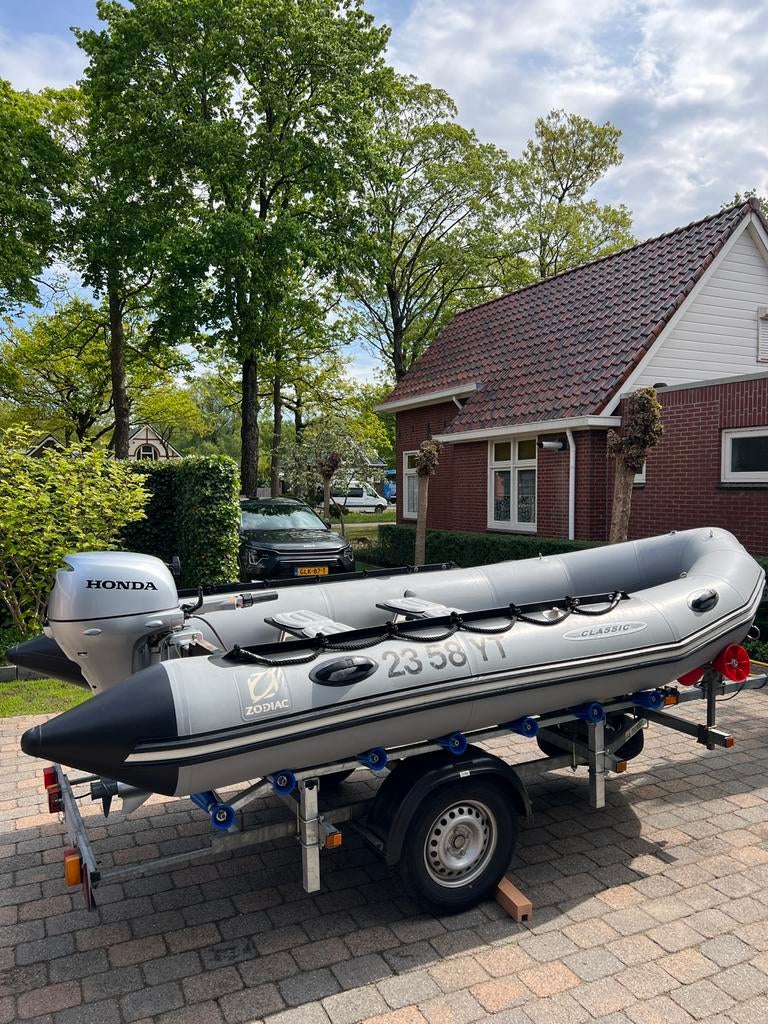Zodiac Classic 4.20 + Honda BF20D (2020) + trailer | Set, Watersport en Boten, Rubberboten, Ophalen, Zodiac, 20 pk, Brandstoftank