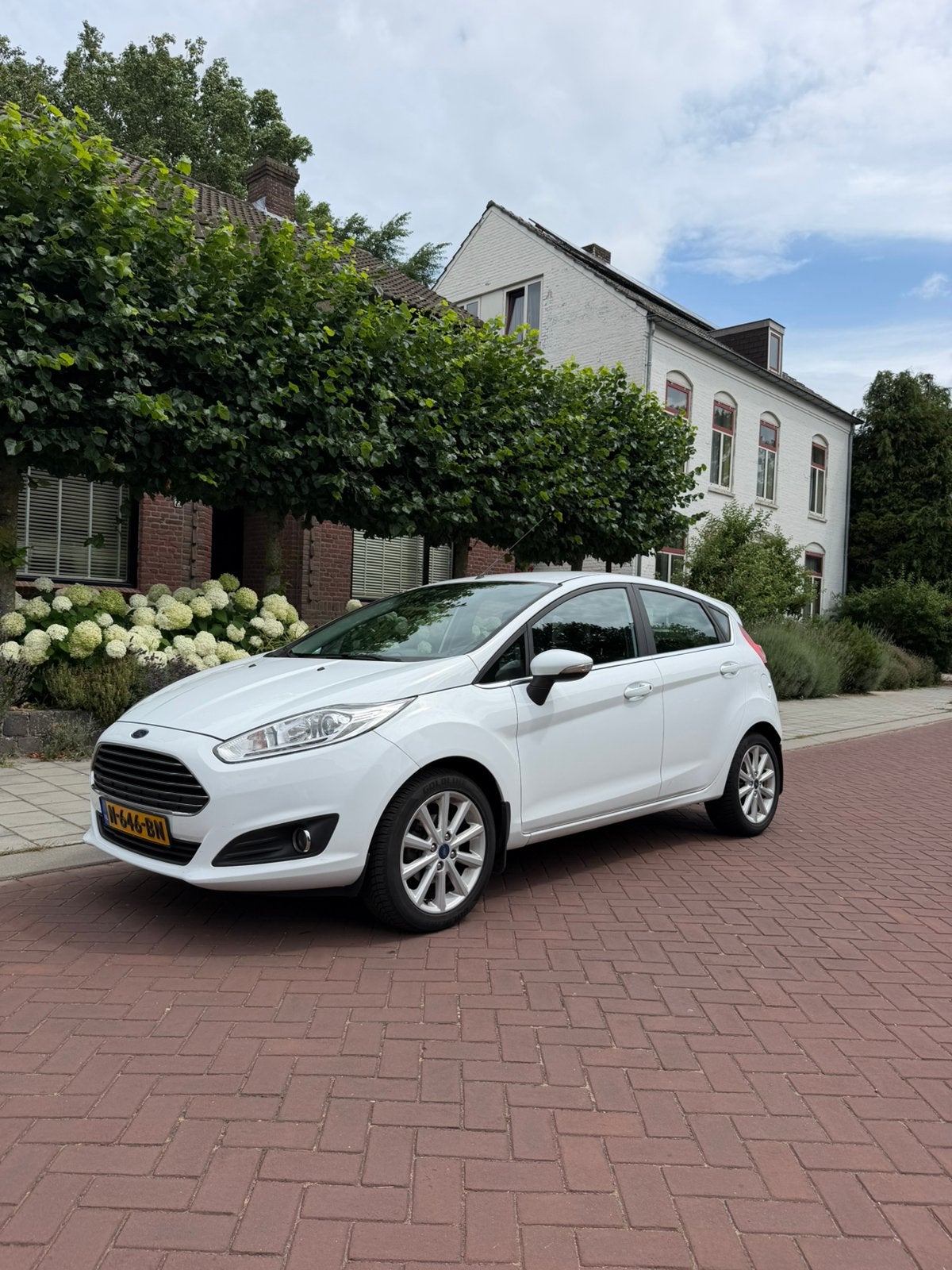 Ford Fiësta 1.0 92KW/125PK 5D 2017 Wit, Auto's, Ford, Voorwielaandrijving, 125 pk, Handgeschakeld, Particulier