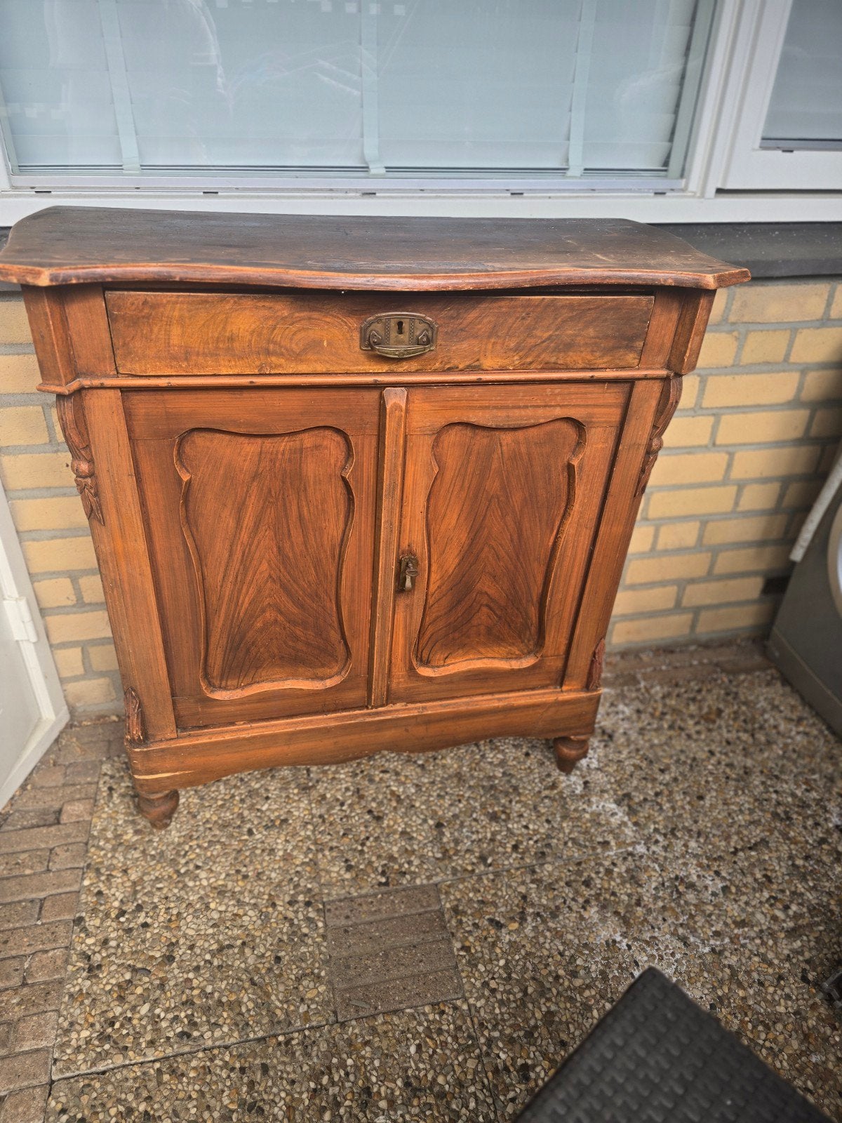 Antiek kastje, 50 jaar oud, uit erfenis, Ophalen of Verzenden