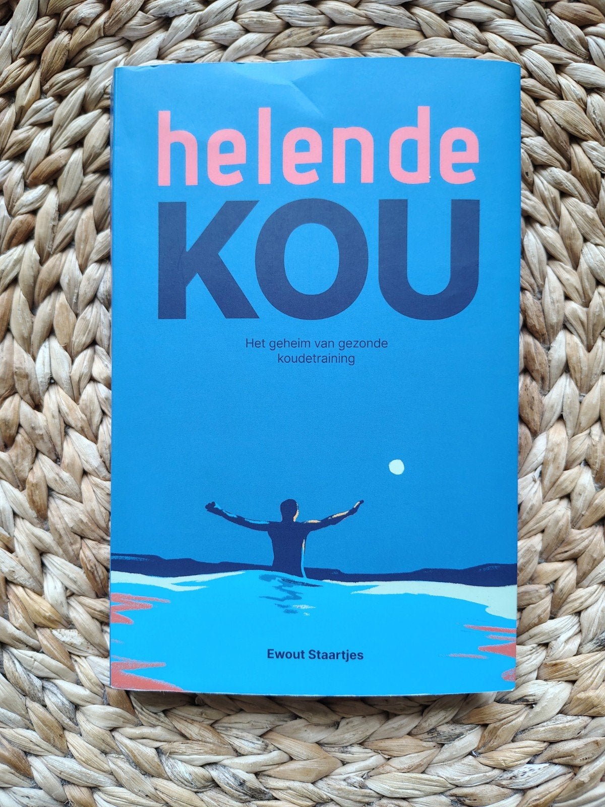 Ewout Staartjes - Helende kou, Boeken, Ophalen of Verzenden, Gelezen