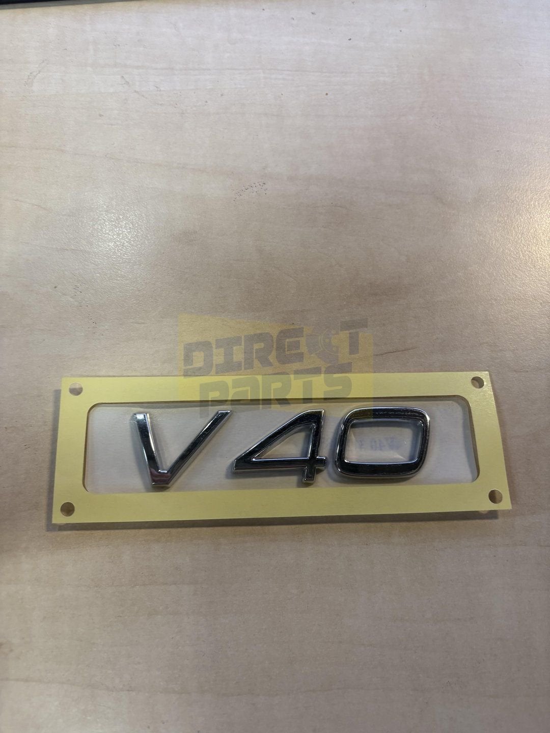 Volvo V40 (9/12-7/20) embleem tekst ''V40'' achterzijde Orig, Auto-onderdelen, Carrosserie en Plaatwerk, -, -, Nieuw, Ophalen of Verzenden