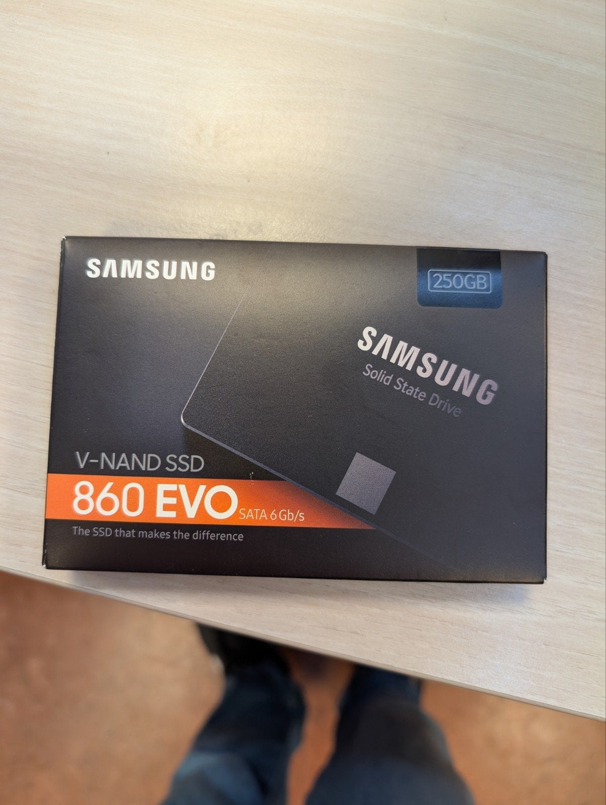 Samsung SSD 860 EVO 250GB - Nieuw in doos, Computers en Software, Intern, Server, Nieuw, Ophalen of Verzenden