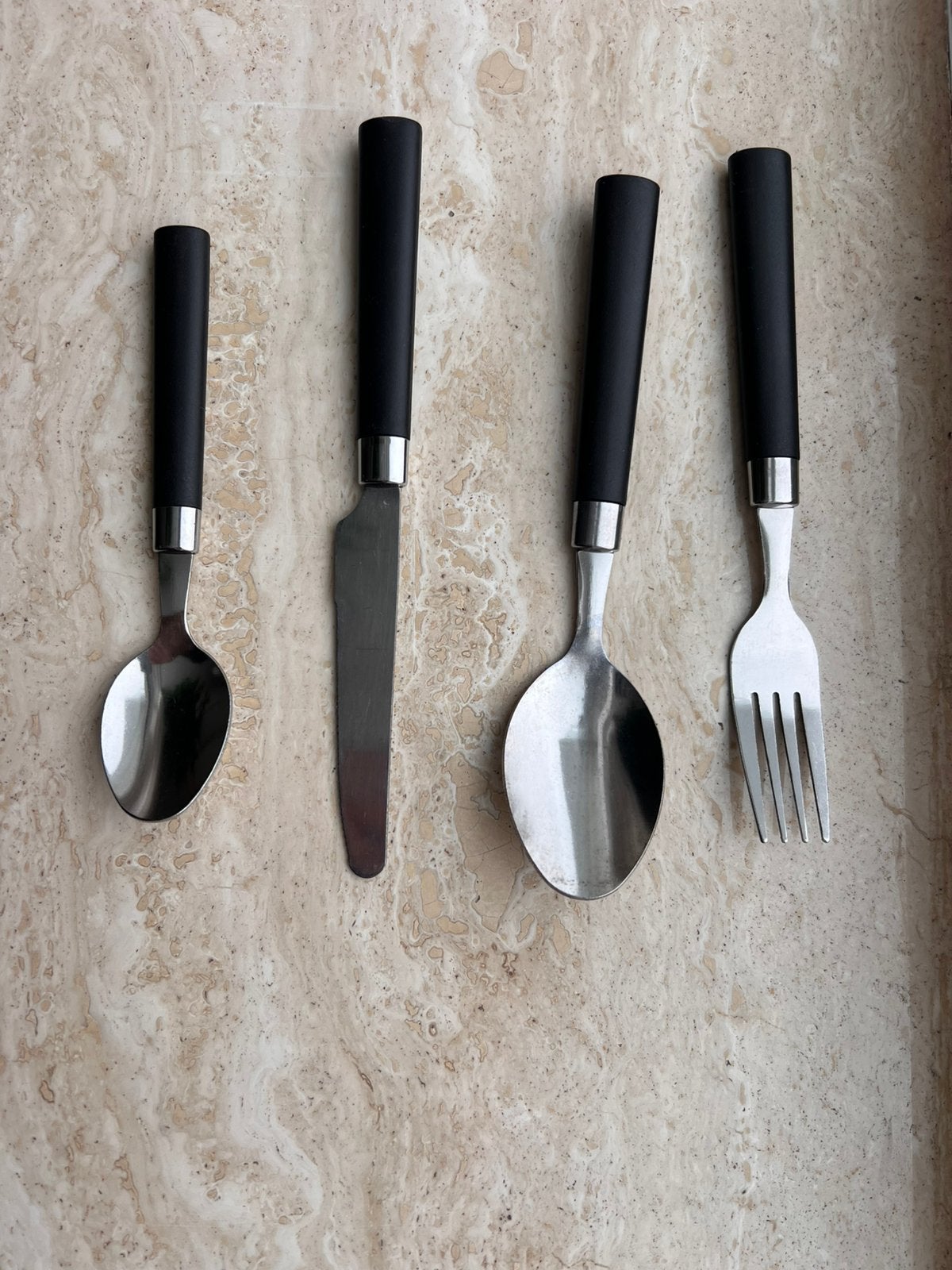 16-delig bestek set kunststof zwart zilver stainless steel, Ophalen of Verzenden, Zo goed als nieuw, Rvs of Chroom, Bestekset
