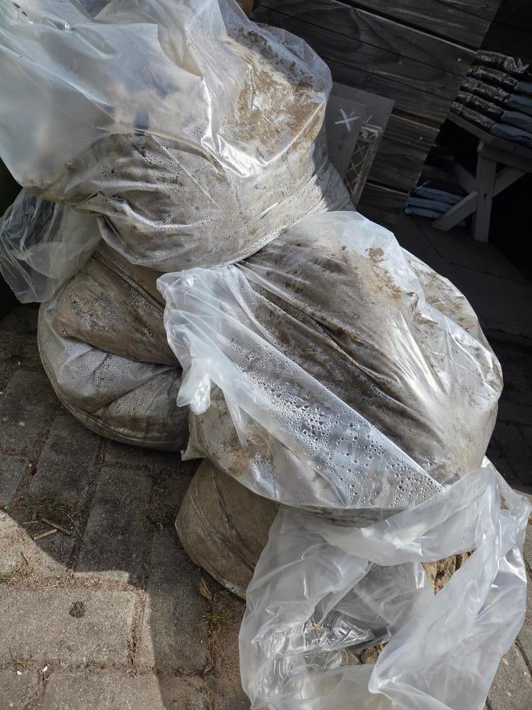 Wit zand gratis, Tuin en Terras, Zand, Ophalen of Verzenden, Ophoogzand