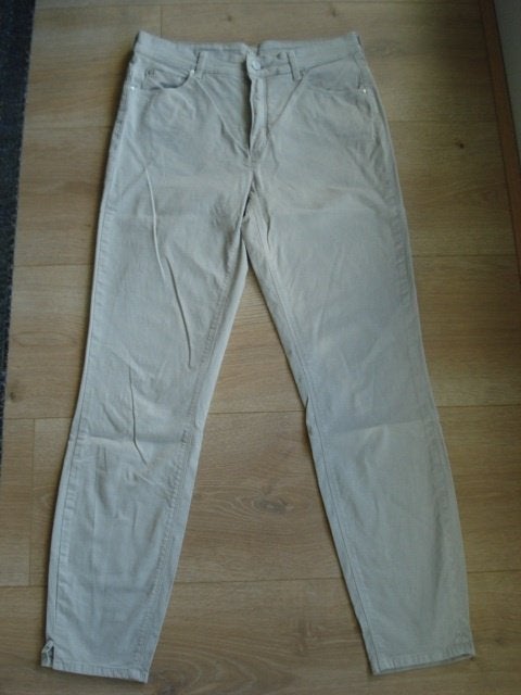 Nog hele mooie broek van ROSNER maat 30 = damesmaat 38, Maat 38/40 (M), Beige, Ophalen of Verzenden, Zo goed als nieuw