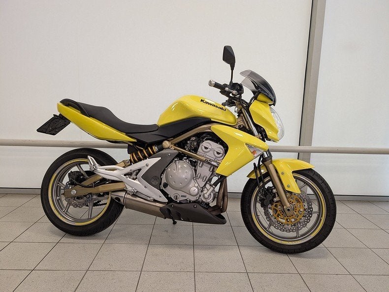 Kawasaki ER-6N (bj 2005), Info@kawasaki.nl, Jacobus Spijkerdreef 1-3
2132 PZ  Hoofddorp, NL, Kawasaki Motors Europe N.V., Naked bike