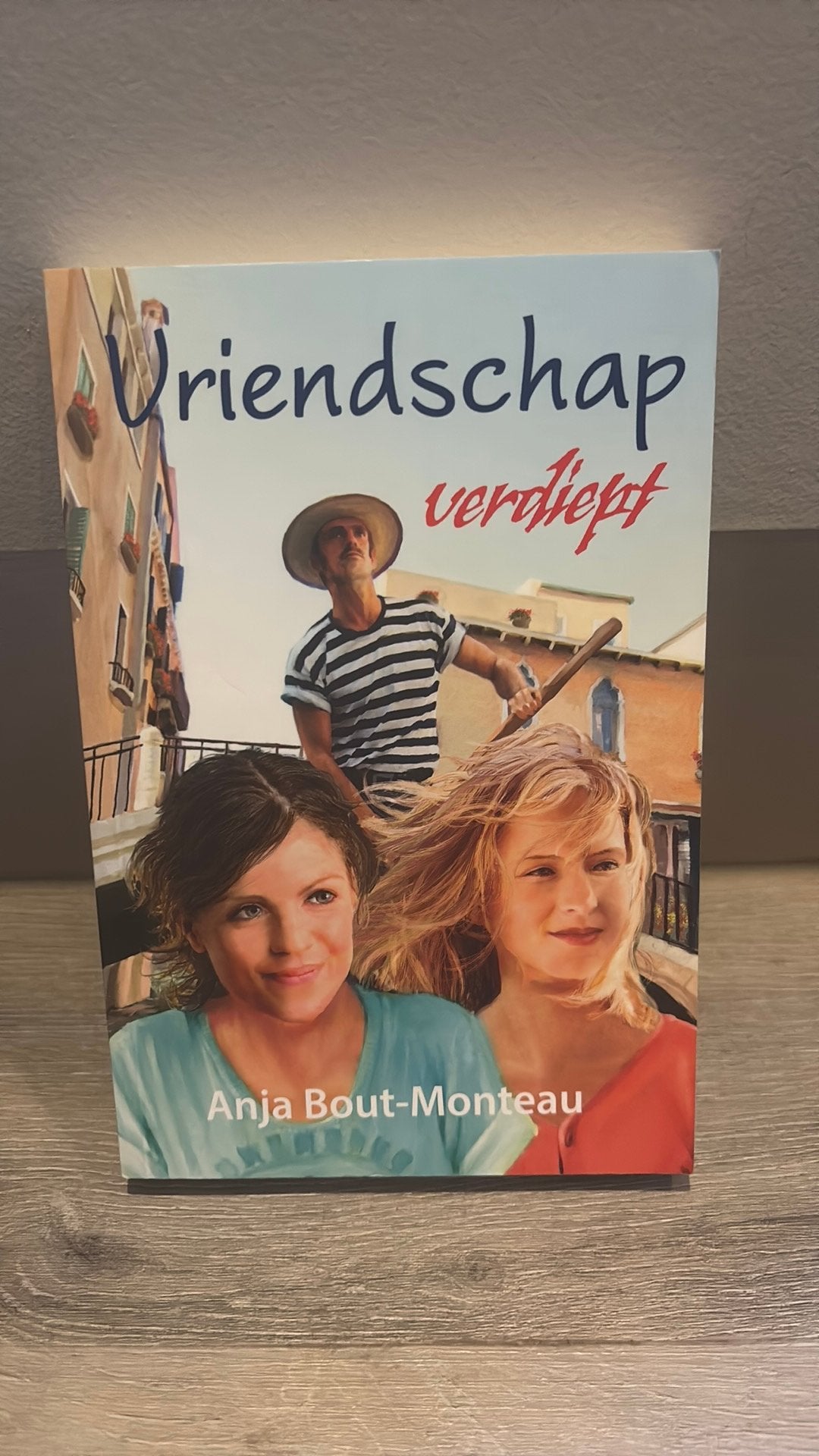 Anja Bout-Monteau - deel 3, Ophalen of Verzenden, Zo goed als nieuw, Anja Bout-Monteau
