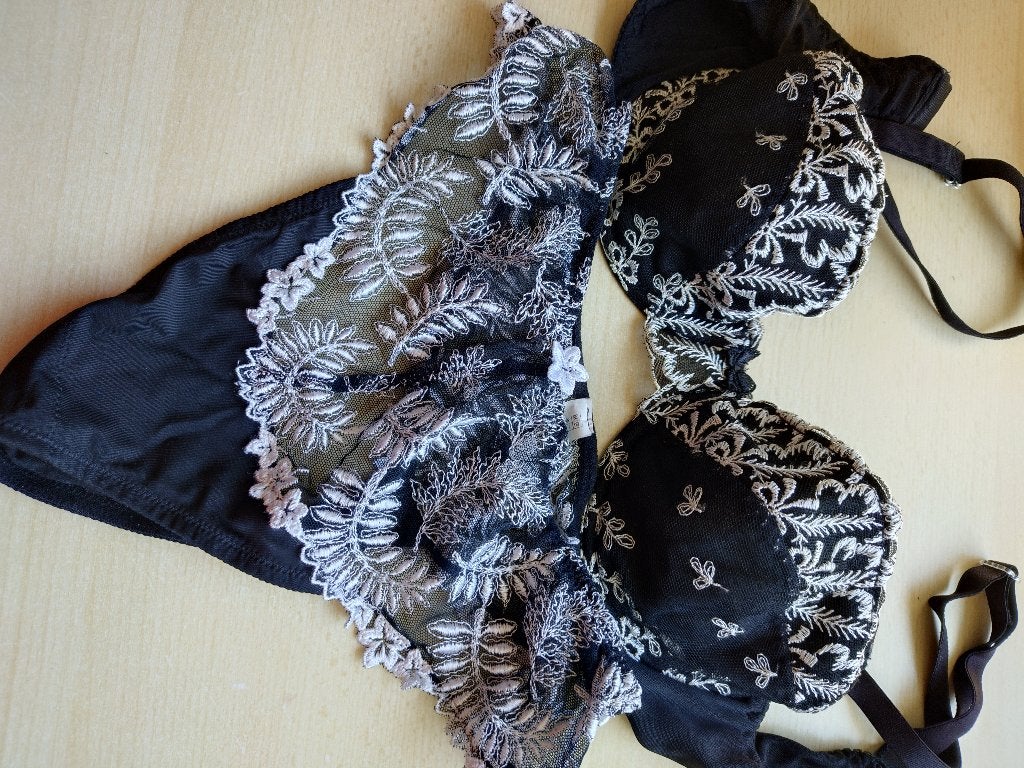 Setje BH Valisere 75B en string mt38, Valisere, Ophalen, Zwart, Setje