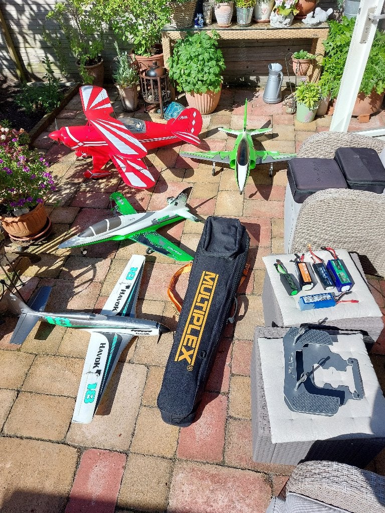 5 toestellen + lipo + ontvangers + 2 zenders, Ophalen, Gebruikt, Elektro