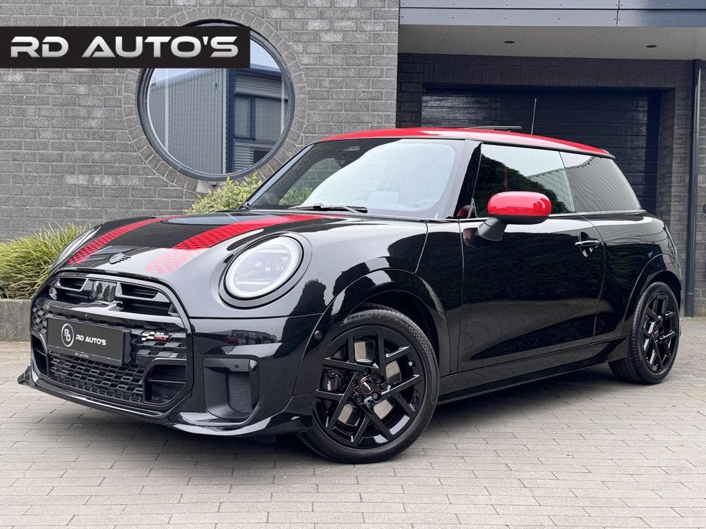 Mini Mini 2.0 Cooper S John Cooper Works M Pano 360 H/K HU, 1998 cc, Gebruikt, 4 cilinders, 4 stoelen