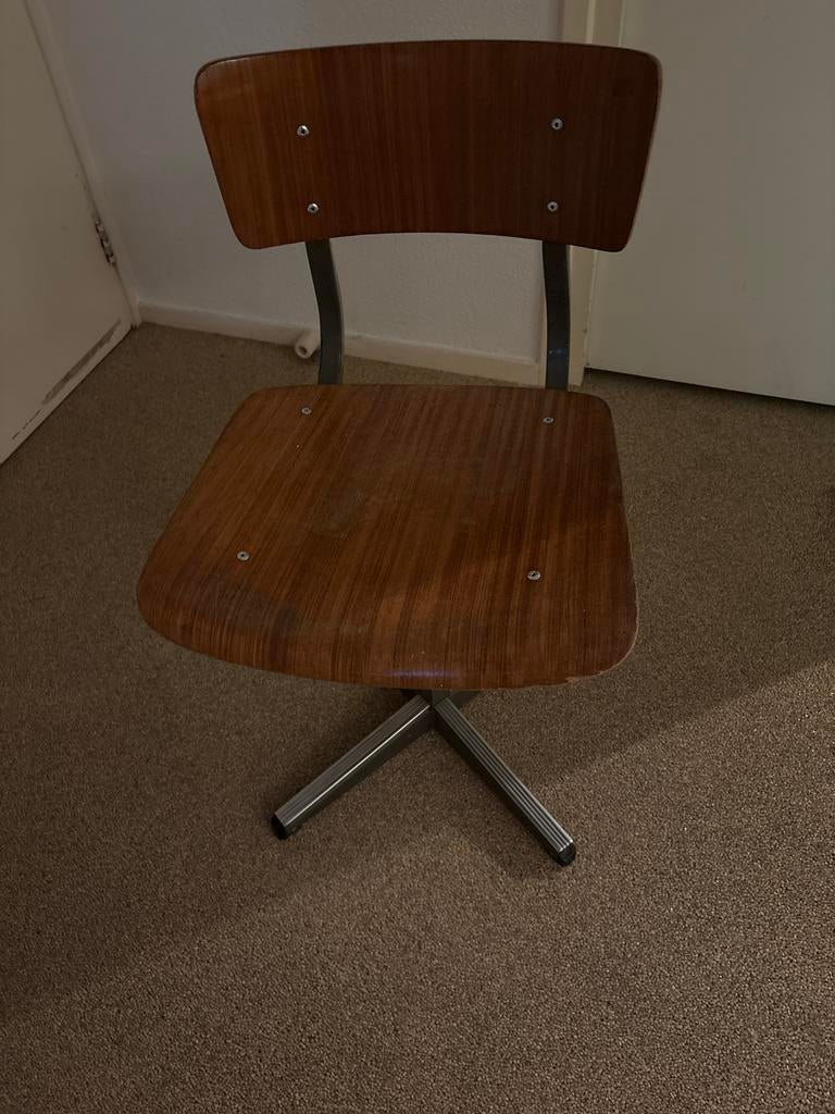 Vintage schoolstoel - Hout en metaal, Huis en Inrichting, Stoelen, Ophalen, Gebruikt, Bruin, Eén