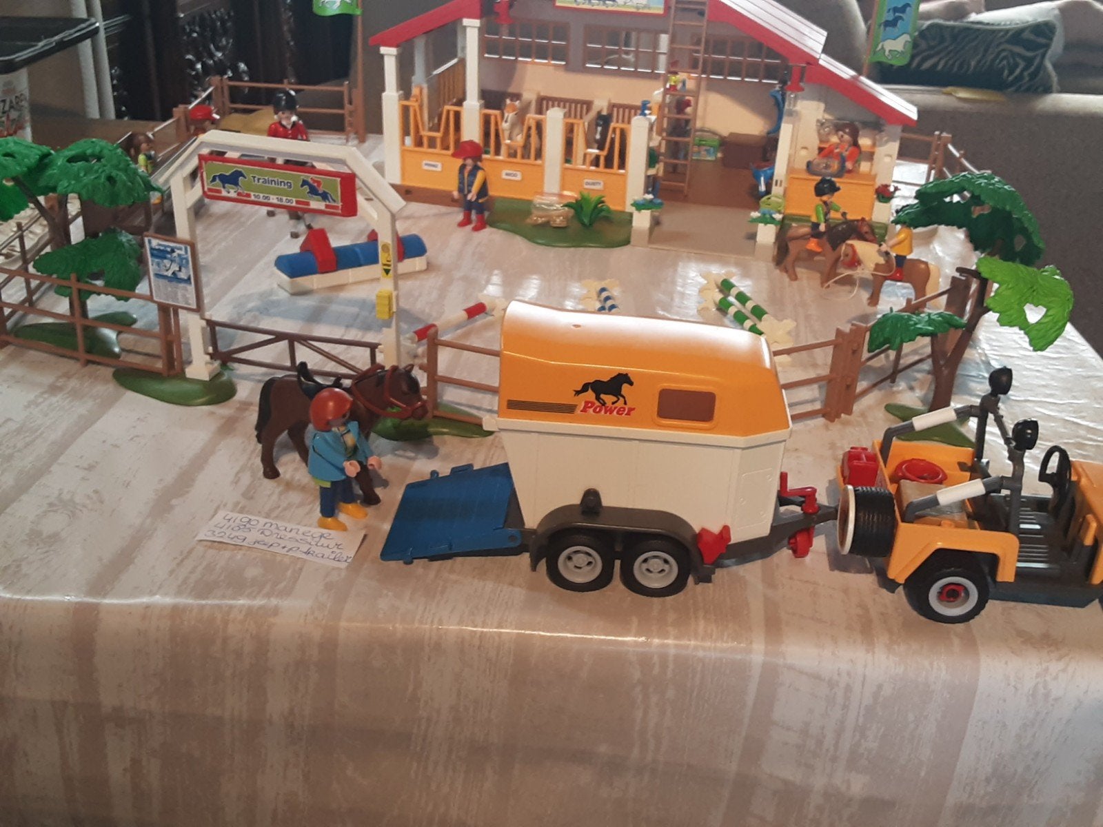 4190 paarden manege, dressuur, trailer., Gebouw, Complete set, Ophalen of Verzenden, Zo goed als nieuw