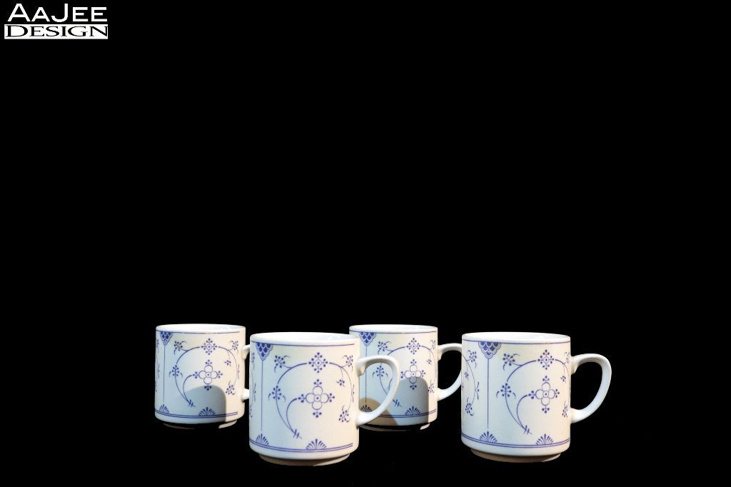 Set van 4 Monopoli – Blau Saks – bekers, Huis en Inrichting, Keuken | Servies, Gebruikt, Landelijk/Boerenbont, Ophalen of Verzenden