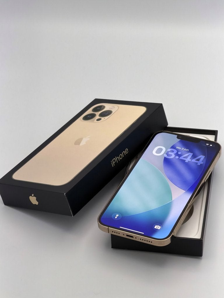 Zeer Nette iPhone 13 Pro Max Gold 128GB, met 100% batterij!, Telecommunicatie, Mobiele telefoons | Apple iPhone, Apple, ., Ophalen of Verzenden