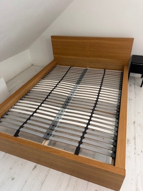 Malm bed Ikea laag 140x200 met 2 Lönset lattenbodems, Ophalen, Gebruikt, Overige kleuren, 210 cm