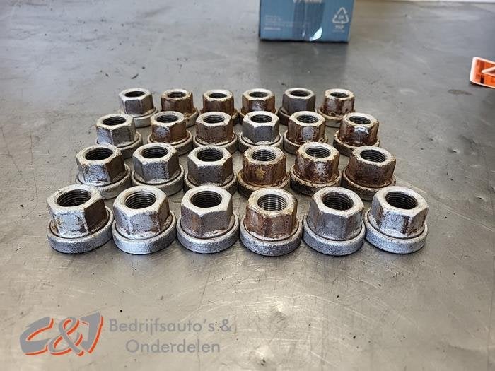Wielmoer van een Iveco Daily, Gebruikt, -, Overige automerken, -
