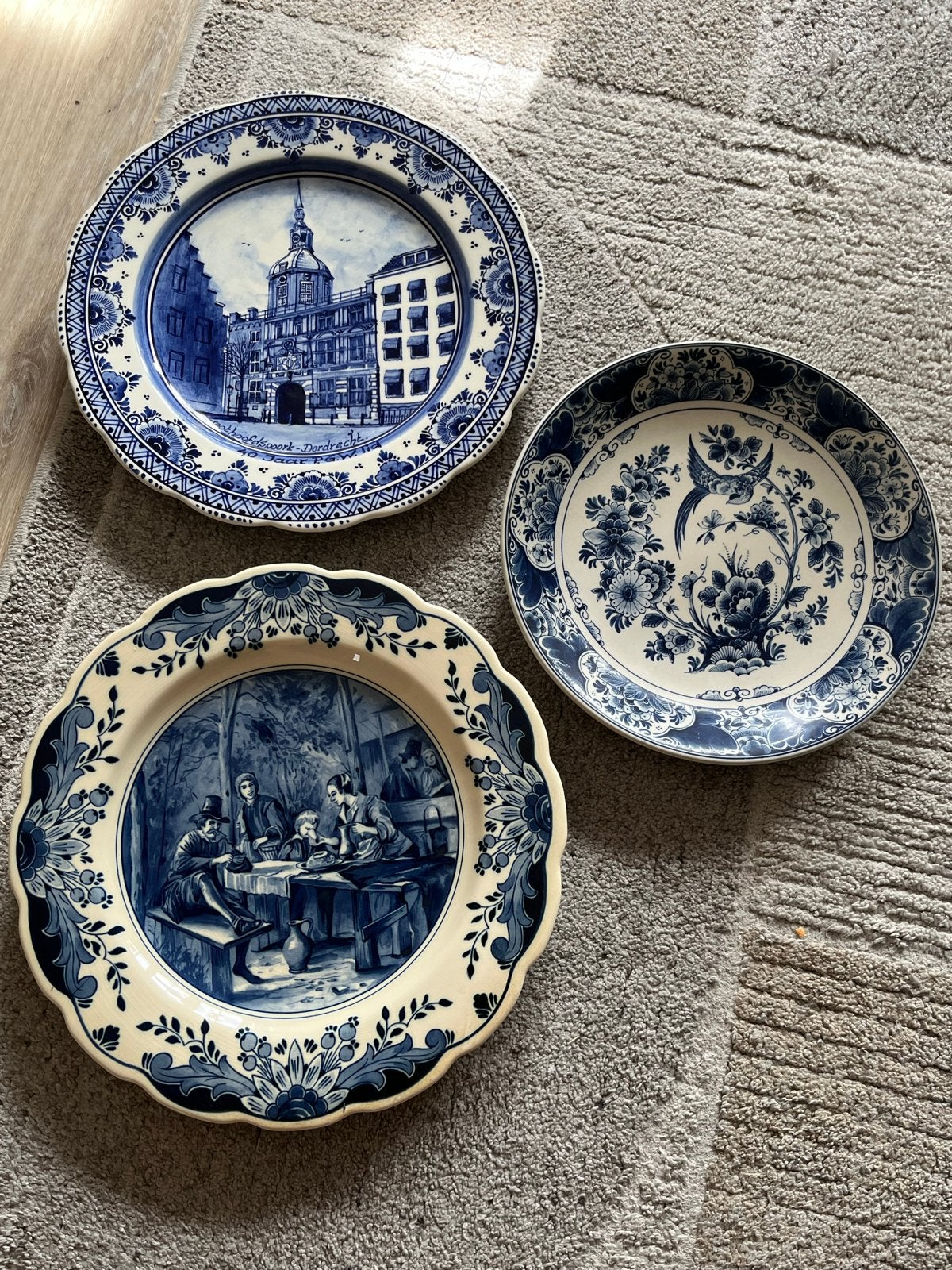 Set van 3 Delfts blauwe borden, 2x handgeschilderd, Ophalen
