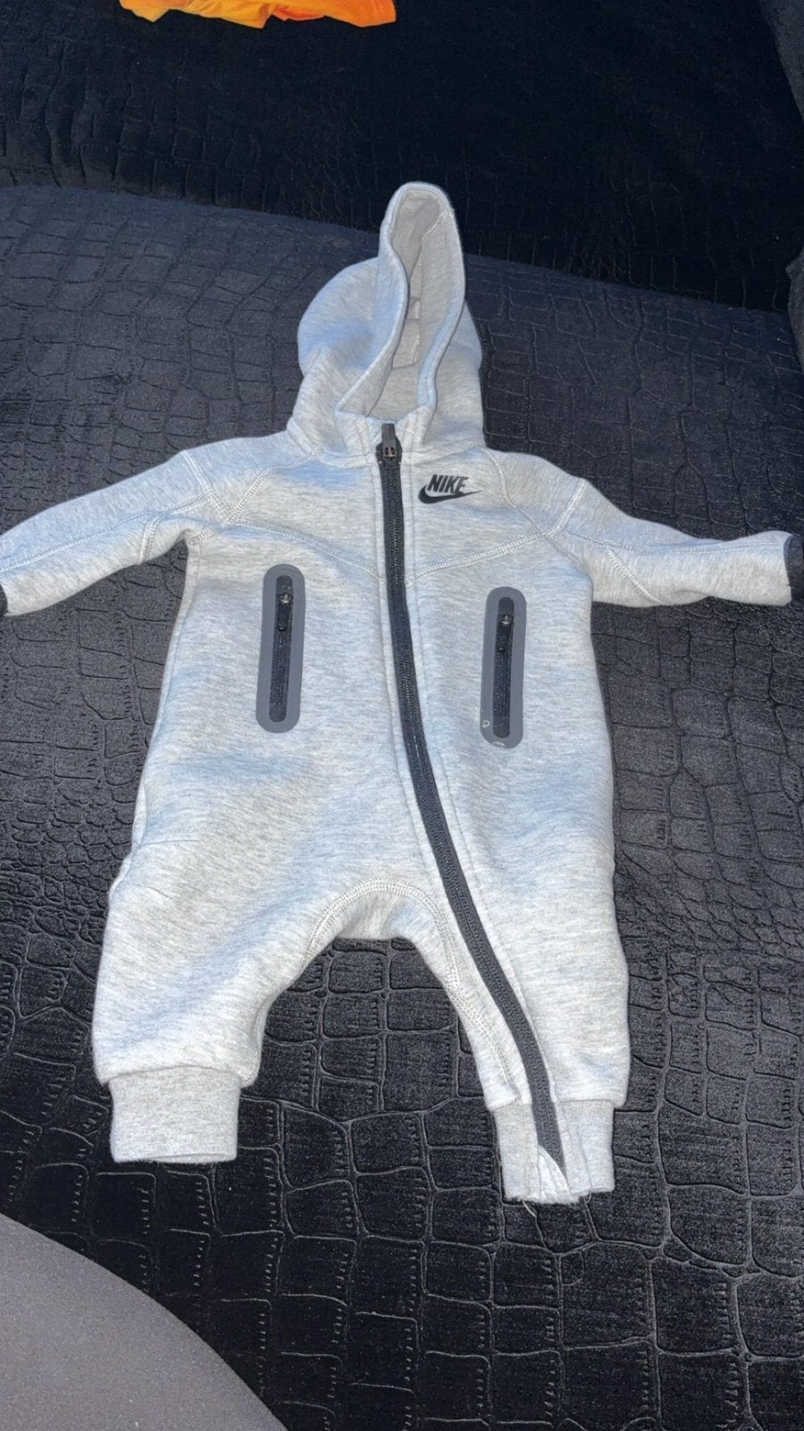 Nike tech baby pakje, Ophalen, Zo goed als nieuw, Jongetje of Meisje, Pakje