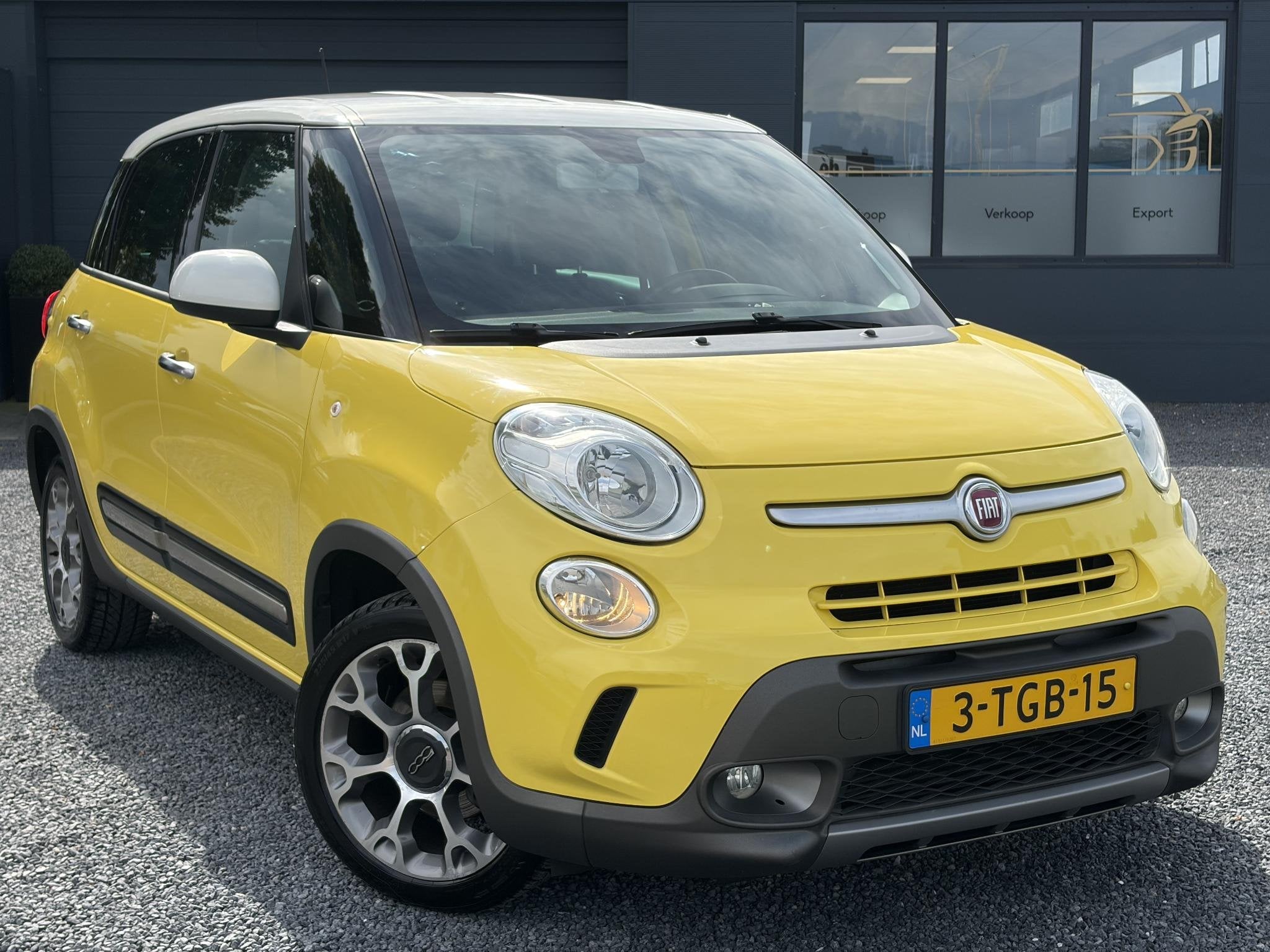 Fiat 500 L 0.9 TwinAir Trekking ✓2e Eigenaar✓Navi✓Stoe, Auto's, Voorwielaandrijving, Gebruikt, Euro 6, Automatische klimaatregeling