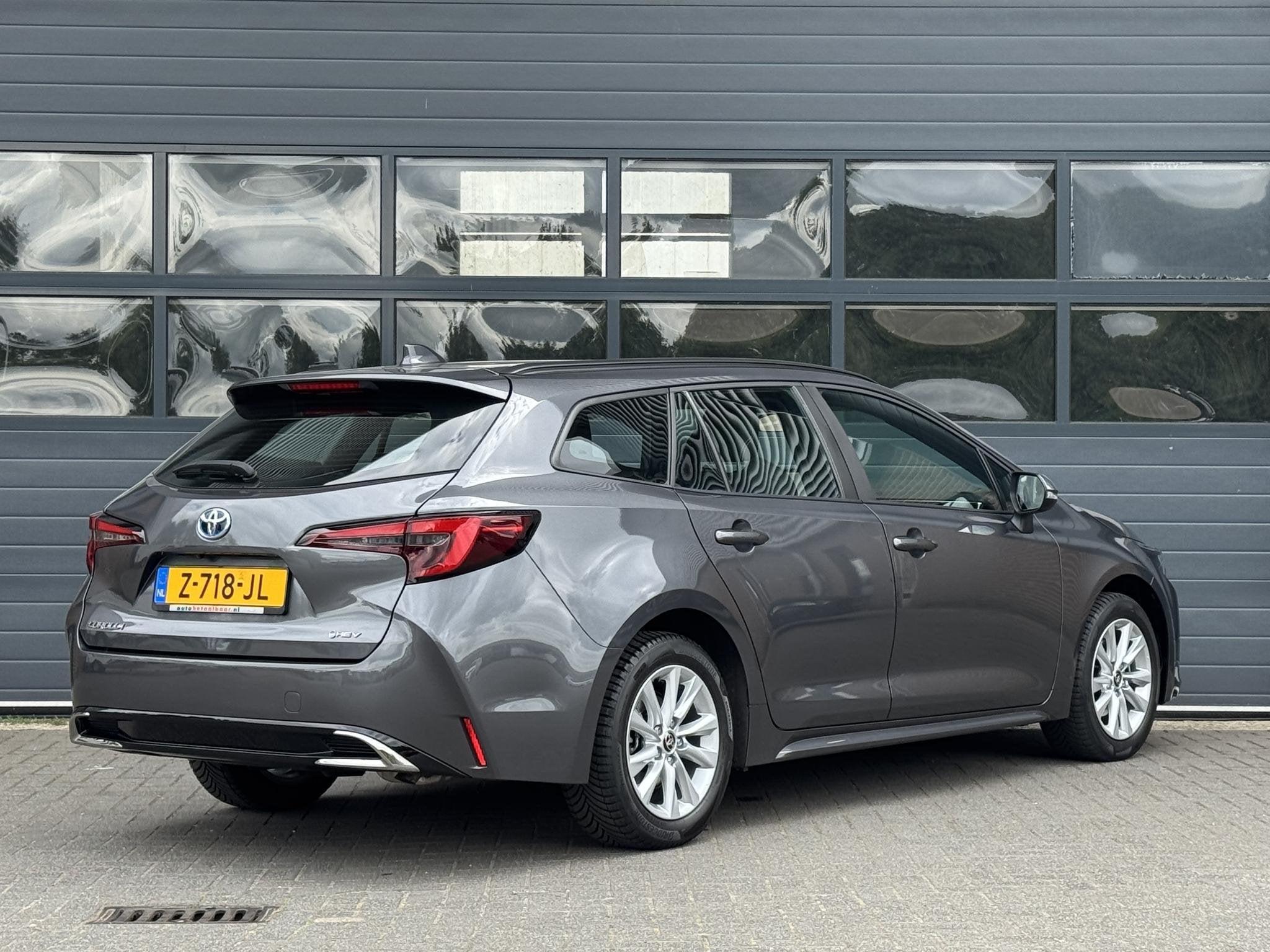 TOYOTA COROLLA TOURING SPORTS HYBRID 140 ACTIVE I P-CAMERA I, Auto's, Toyota, Gebruikt, 4 cilinders, Met garantie (alle), Corolla