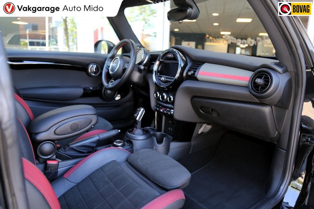 MINI 3-deurs 2.0i Cooper S GT Limited Edition | Panorama | J, Auto's, Mini, 1195 kg, Gebruikt, 4 stoelen, Zwart