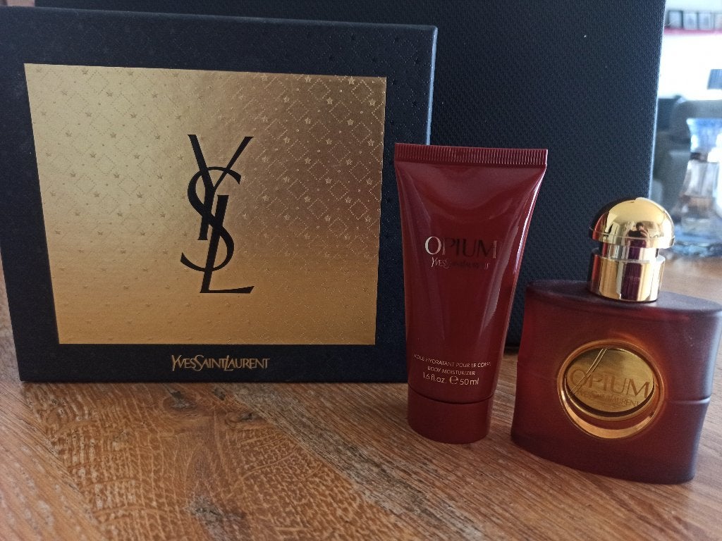 Yves Saint Laurent Opium 30 ml parfum + 50 ml bodylotion, Verzenden, Nieuw