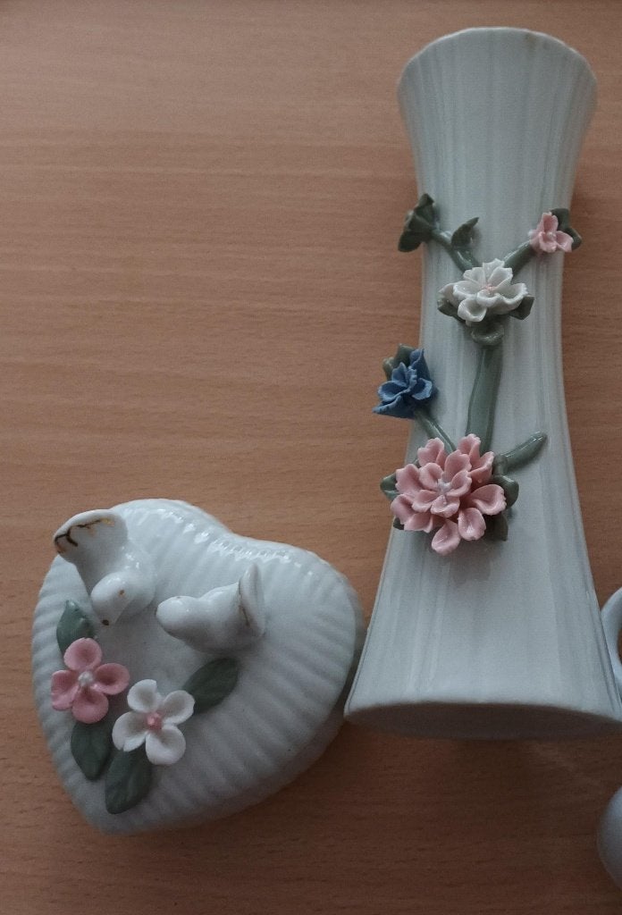 Vintage porseleinen sierradendoosje en vaasje met 3D, Ophalen of Verzenden