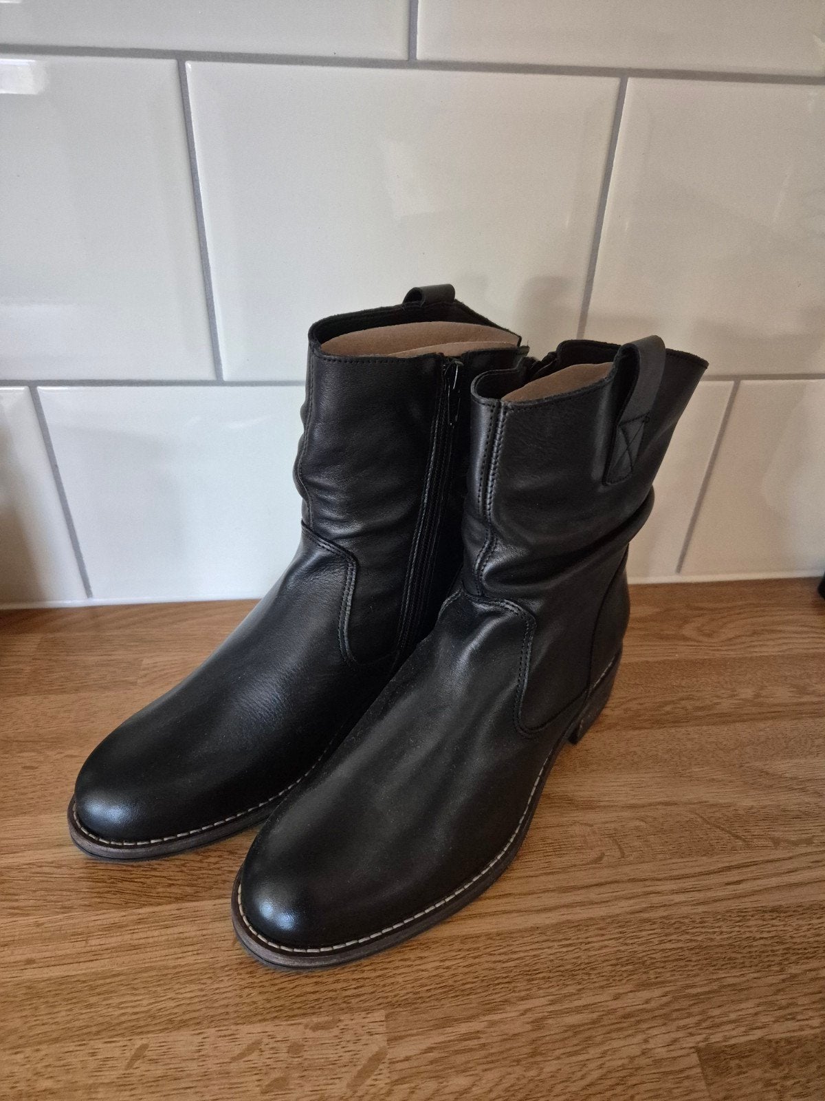 Dames laarsje maar 39 nieuw Cellini, Zwart, Lage of Enkellaarzen, Nieuw, Ophalen of Verzenden