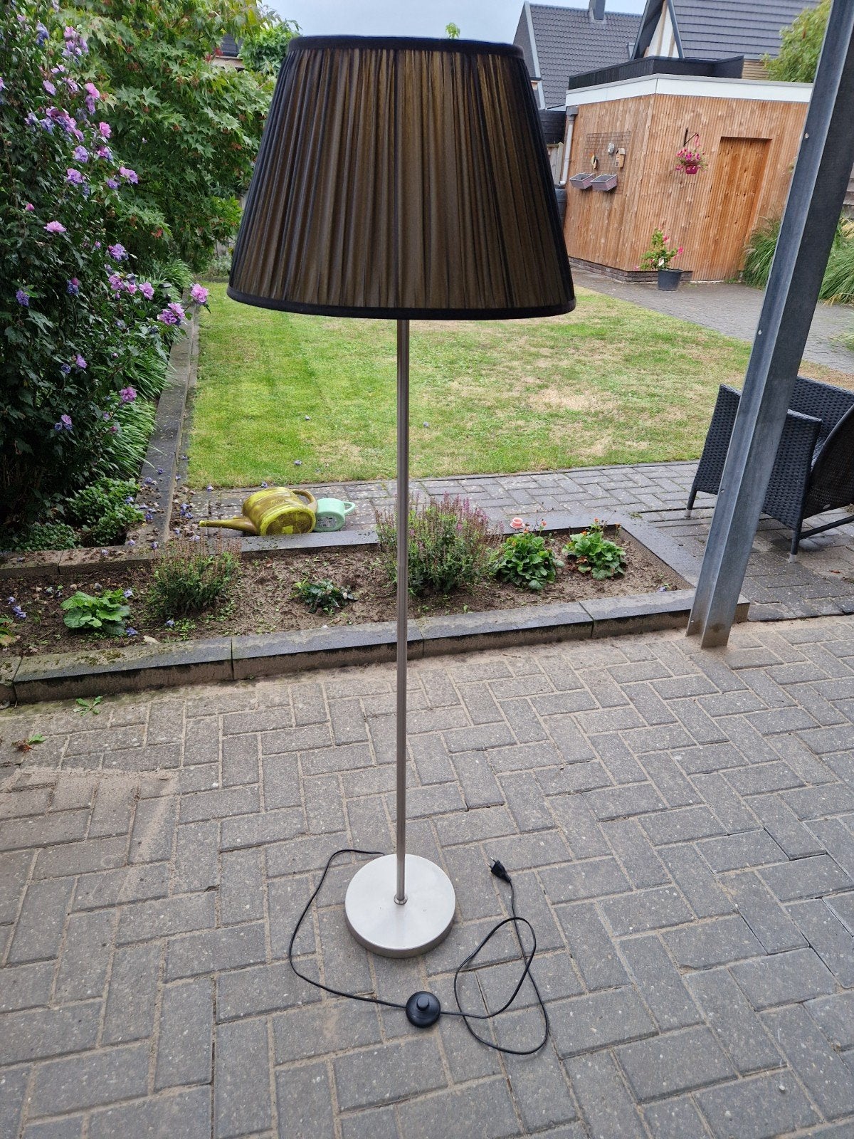 Stijlvolle staande lamp met zwarte kap - Gamma, Ophalen, Gebruikt, E27 (groot), Metaal