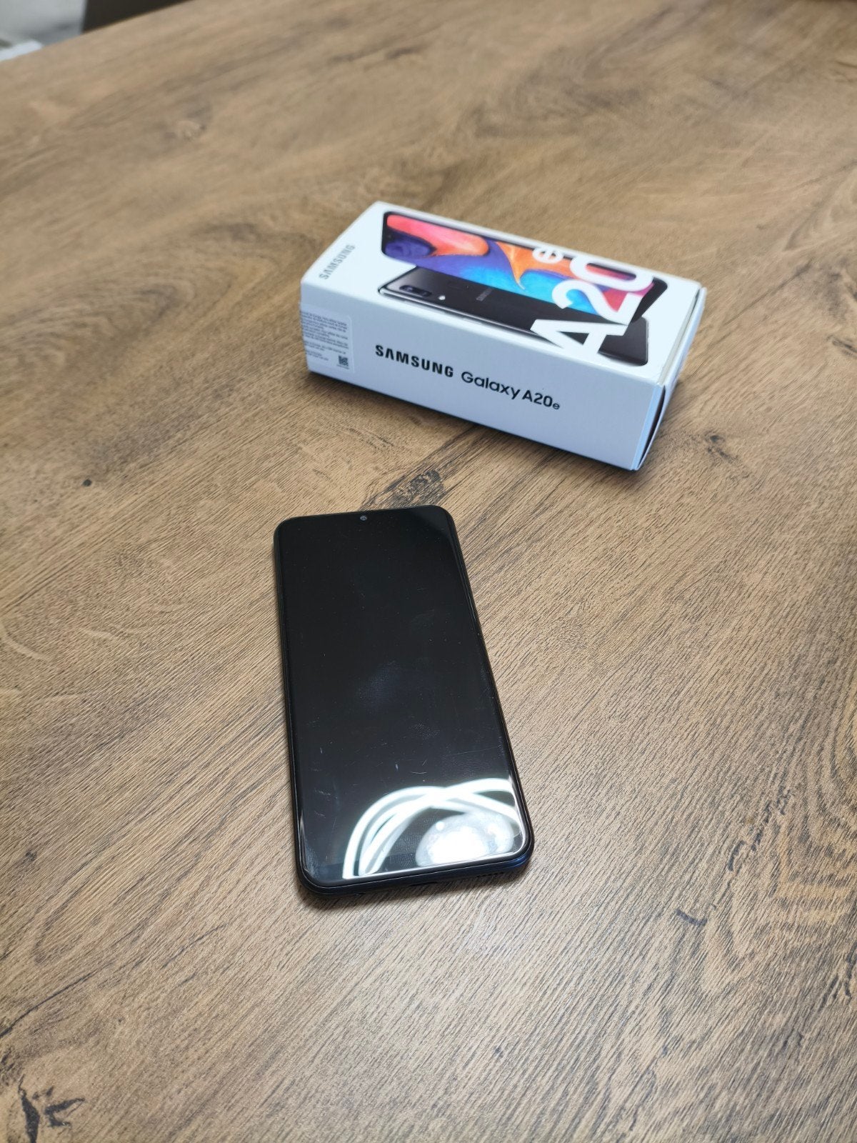 Samsung Galaxy A20e Zwart, Ophalen, Zwart, Zo goed als nieuw, Zonder simlock