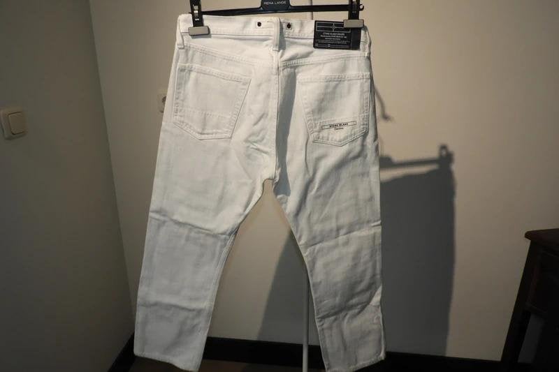 Stone Island witte jeans broek merklabel merk druk W31, Kleding | Heren, Verzenden, Wit, W32 (confectie 46) of kleiner, Stone Island