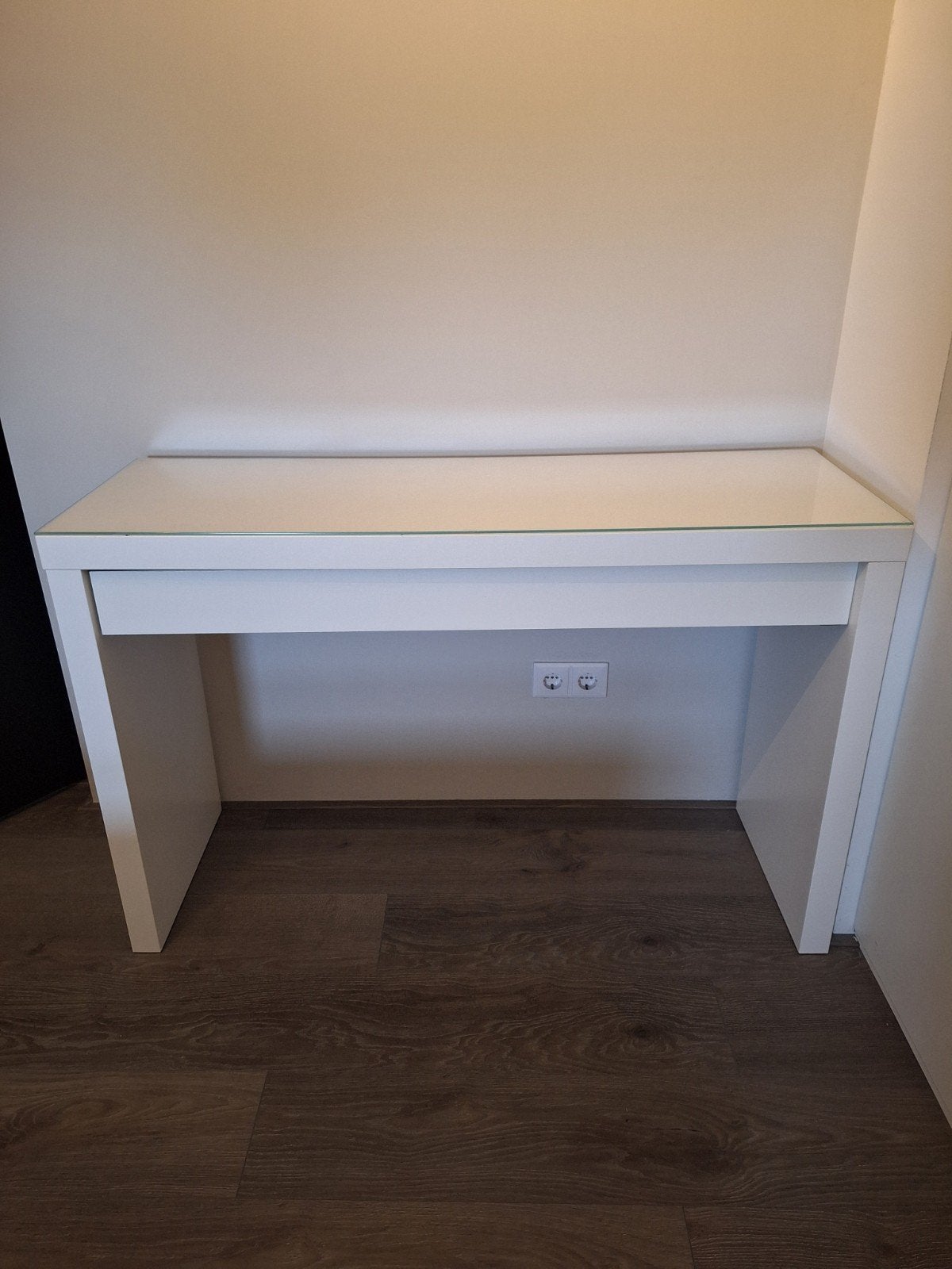 Malm kaptafel, Ophalen, Zo goed als nieuw, 100 tot 150 cm, Minder dan 100 cm